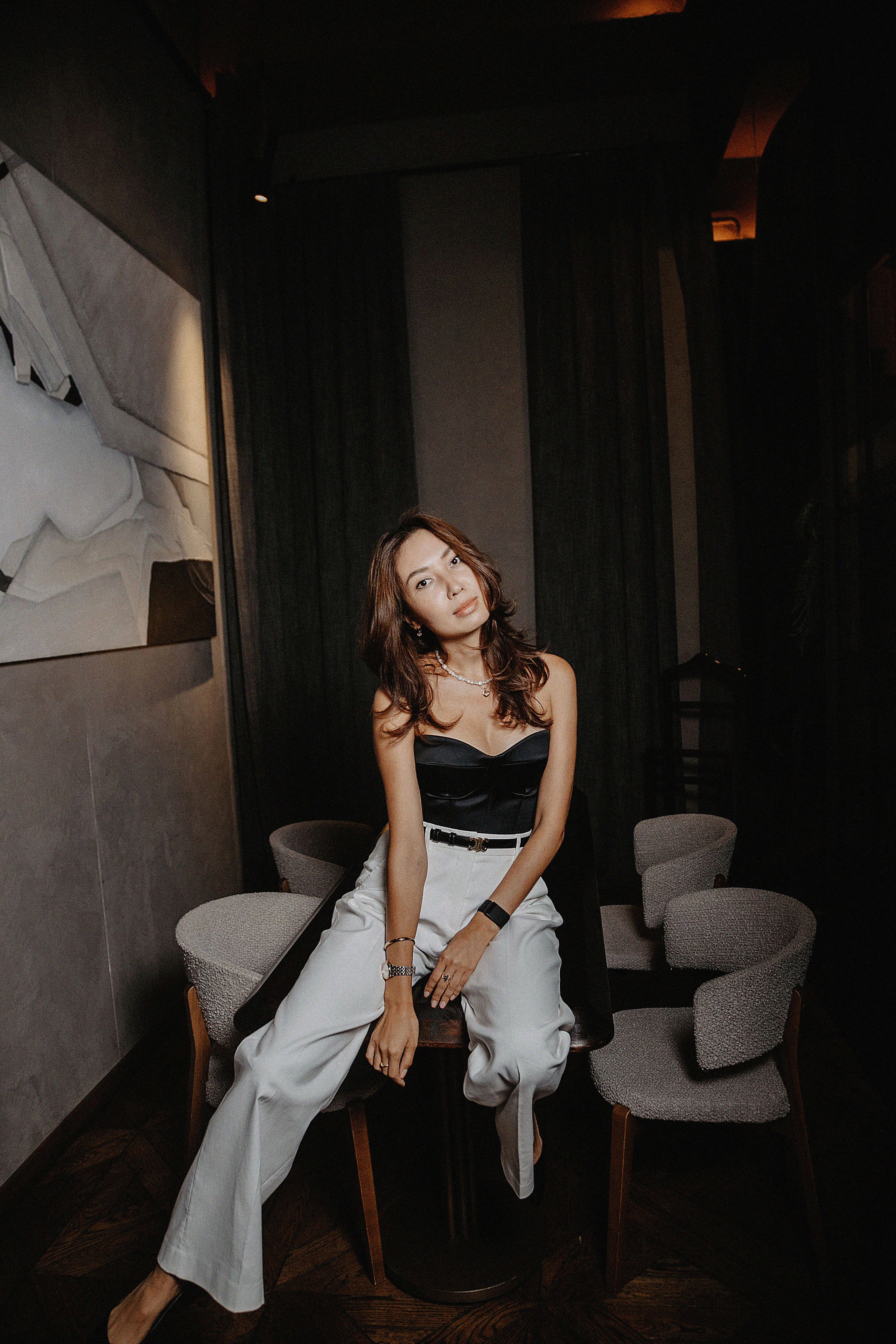 Фотосессия Карины Жулдыз и Айсулу на Villa dei Fiori. Свадебный, семейный и портретный фотограф в Алматы, Костанай