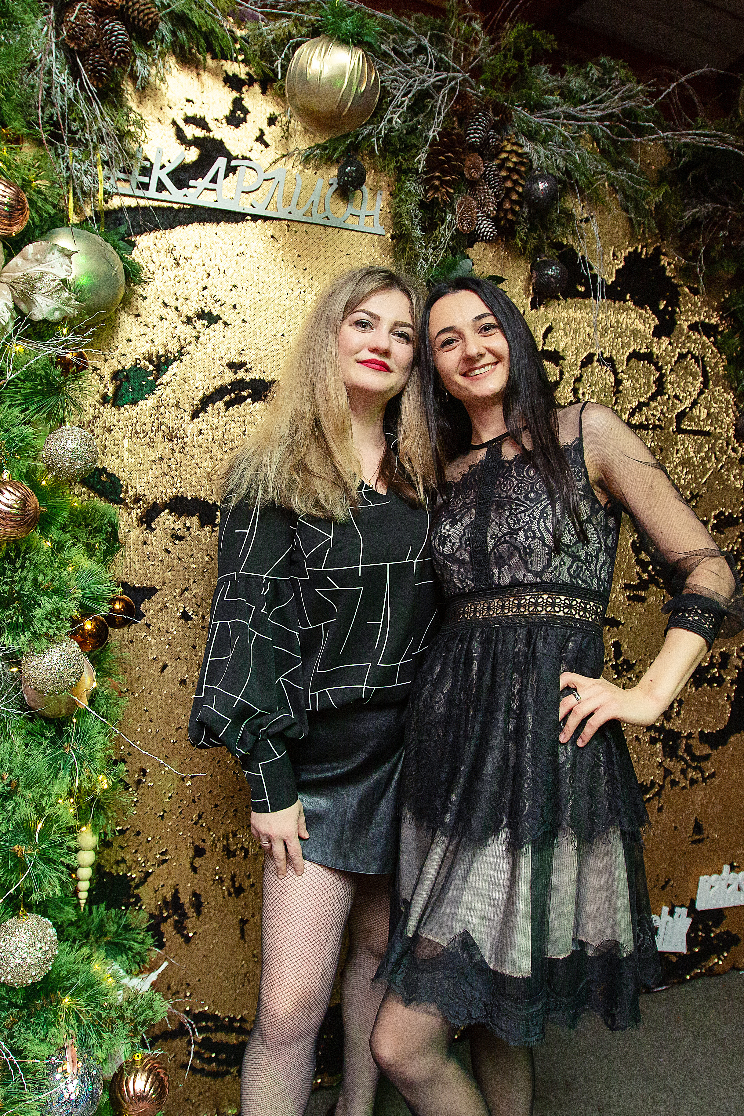 Новогодние корпоративы в кафе Карлион. Свадебный фотограф в Барановичах Вячеслав Шах-Гусейнов, фотошкола