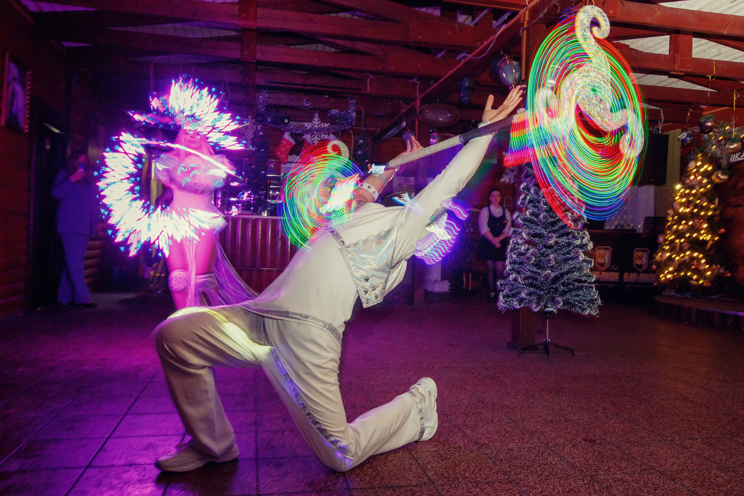 Новогодние корпоративы в кафе Карлион. Свадебный фотограф в Барановичах Вячеслав Шах-Гусейнов, фотошкола