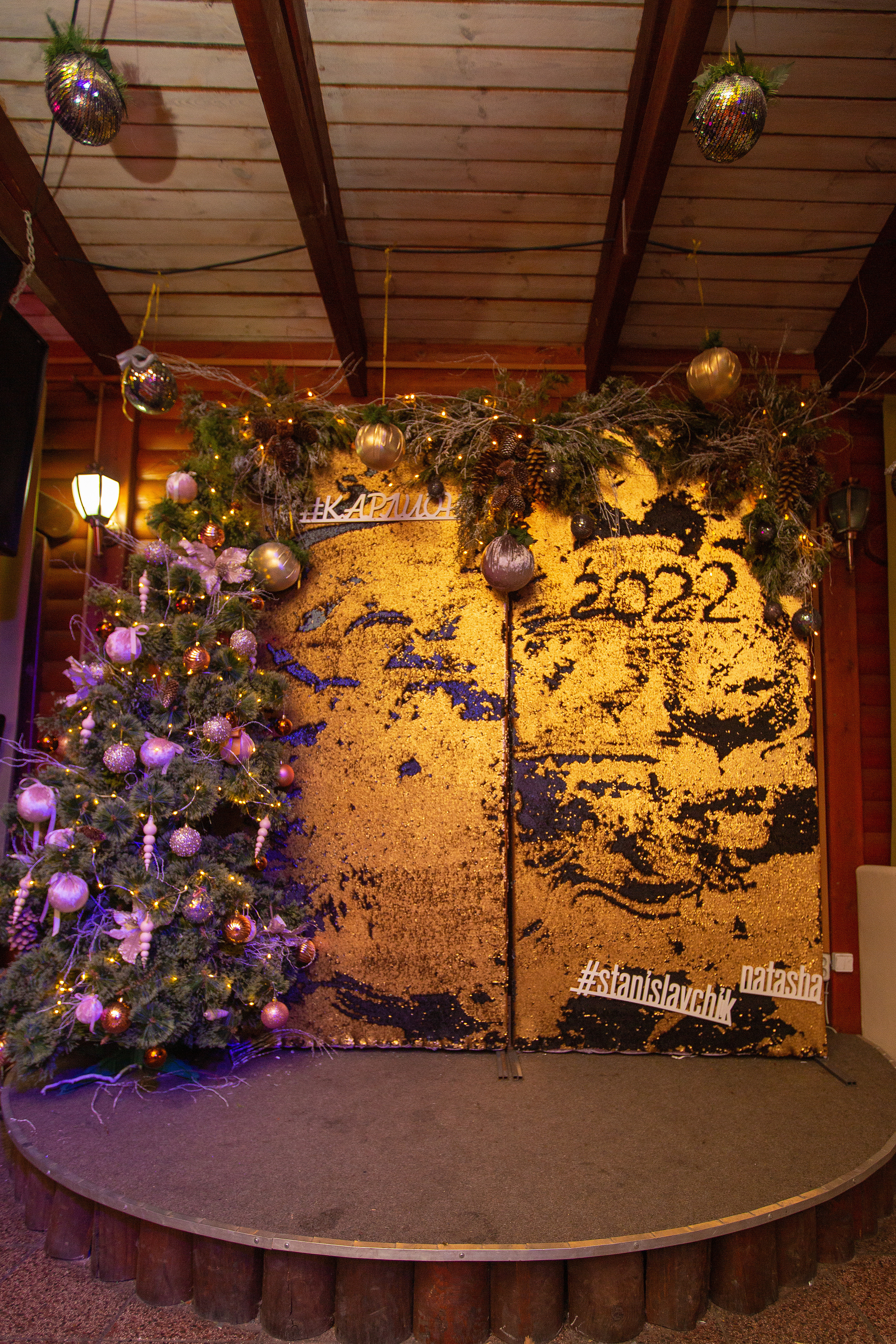 Новогодние корпоративы в кафе Карлион. Свадебный фотограф в Барановичах Вячеслав Шах-Гусейнов, фотошкола