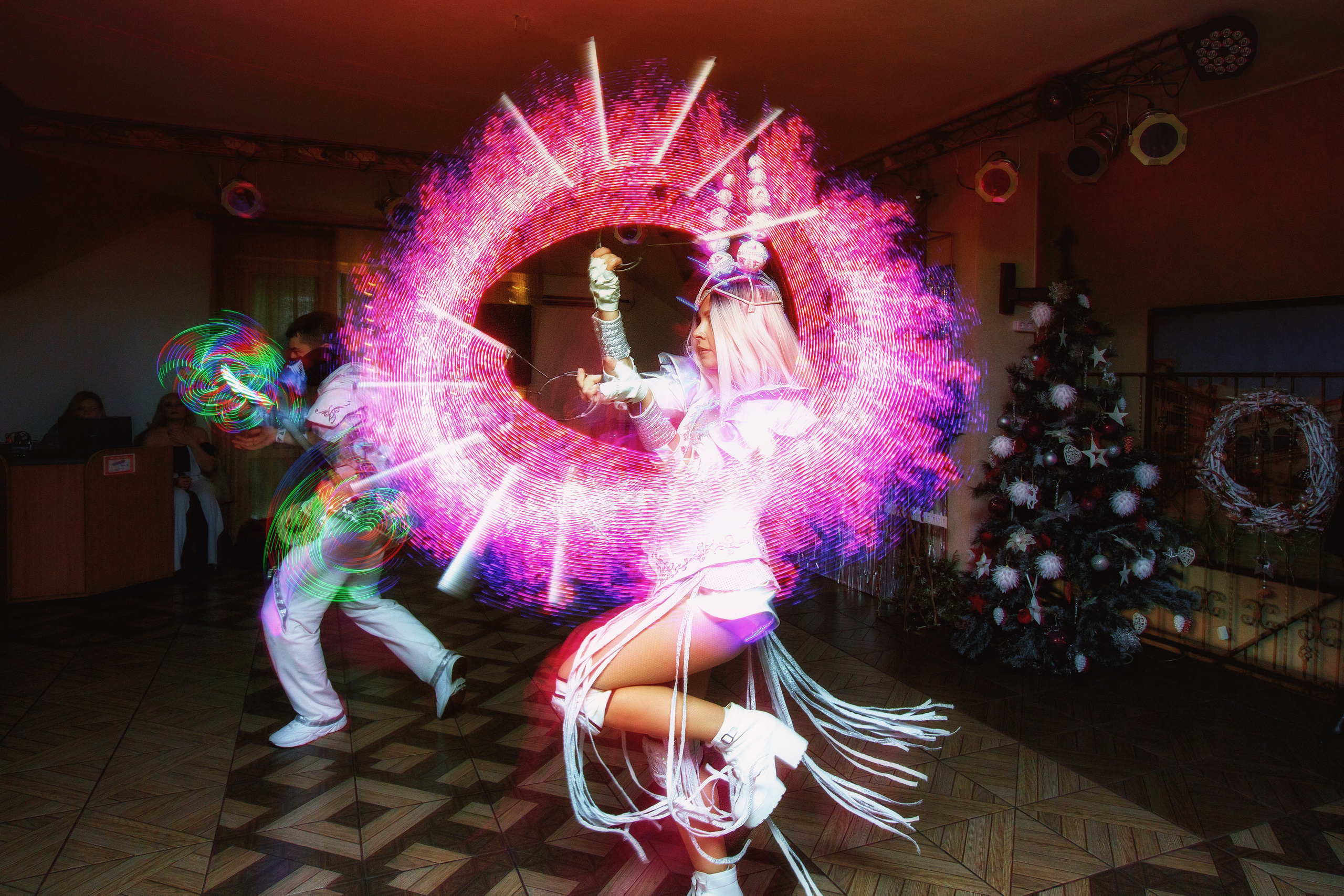 Новогодние корпоративы в кафе Карлион. Свадебный фотограф в Барановичах Вячеслав Шах-Гусейнов, фотошкола