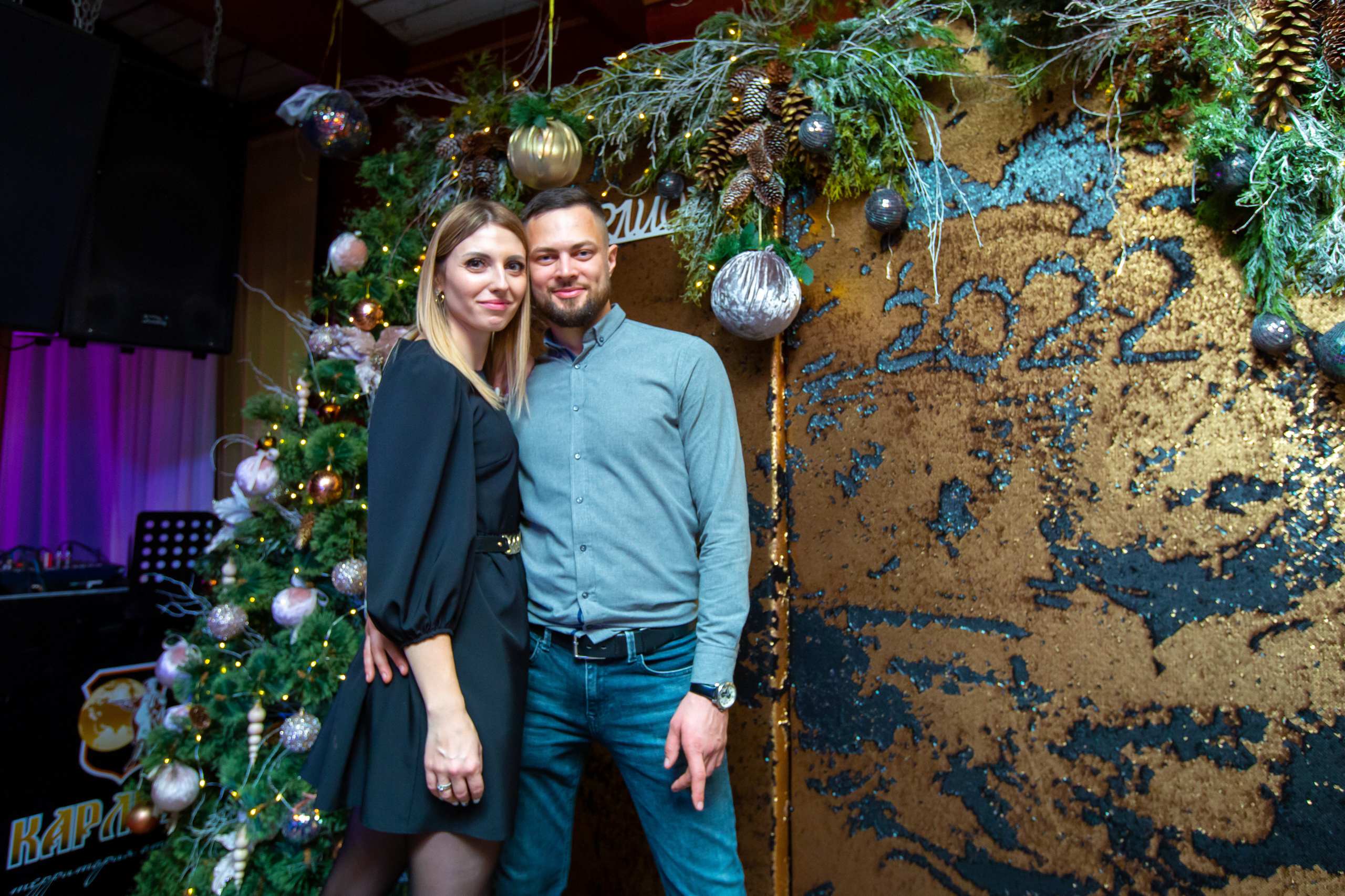 Новогодние корпоративы в кафе Карлион. Свадебный фотограф в Барановичах Вячеслав Шах-Гусейнов, фотошкола