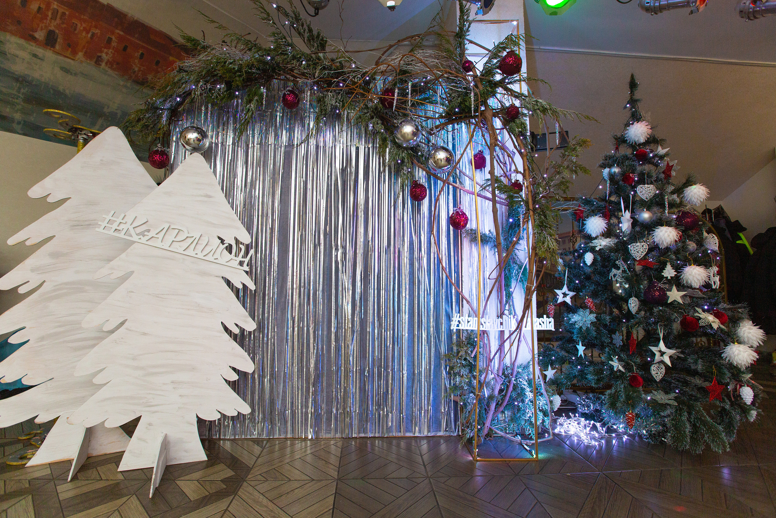 Новогодние корпоративы в кафе Карлион. Свадебный фотограф в Барановичах Вячеслав Шах-Гусейнов, фотошкола