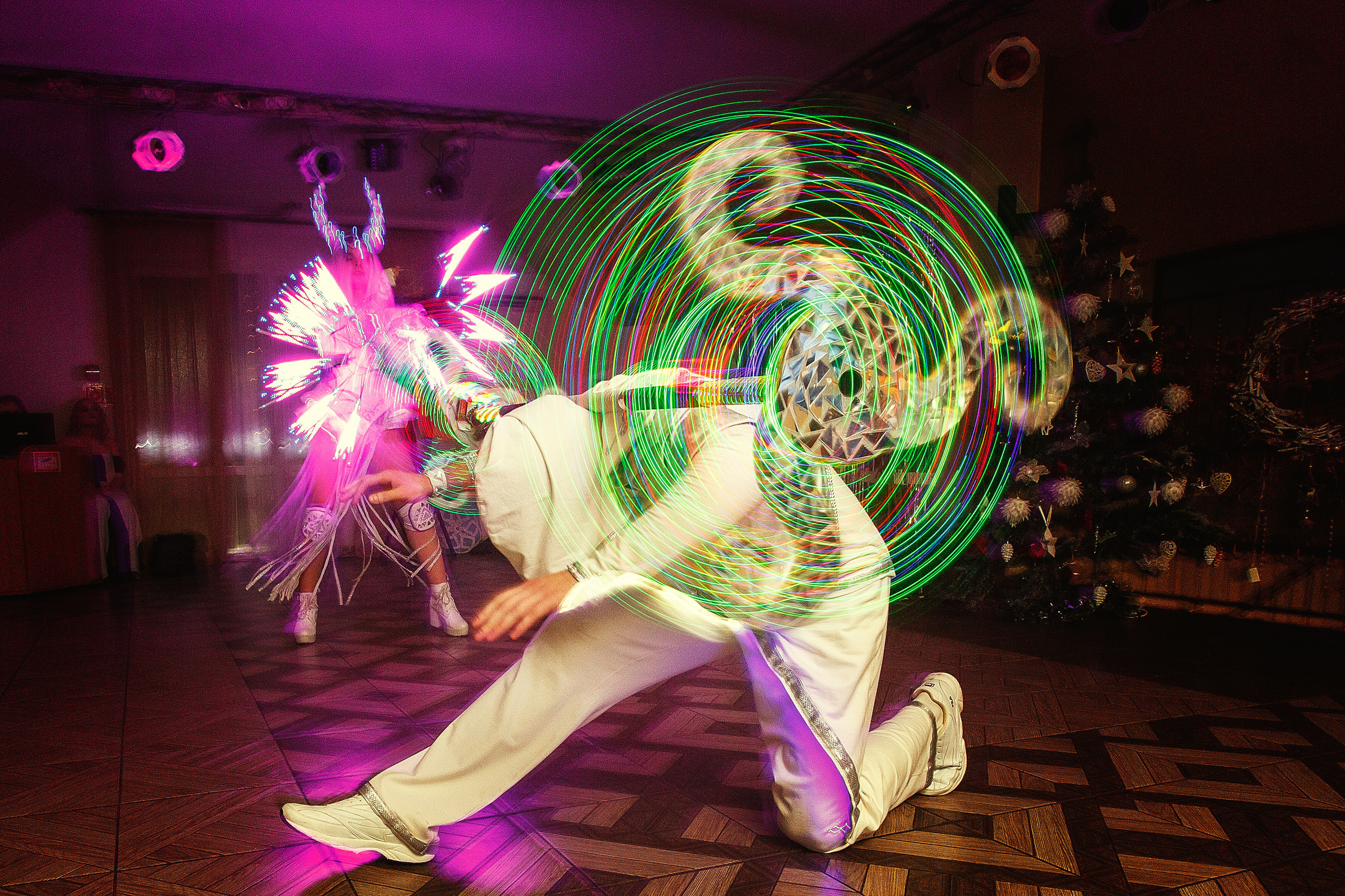 Новогодние корпоративы в кафе Карлион. Свадебный фотограф в Барановичах Вячеслав Шах-Гусейнов, фотошкола