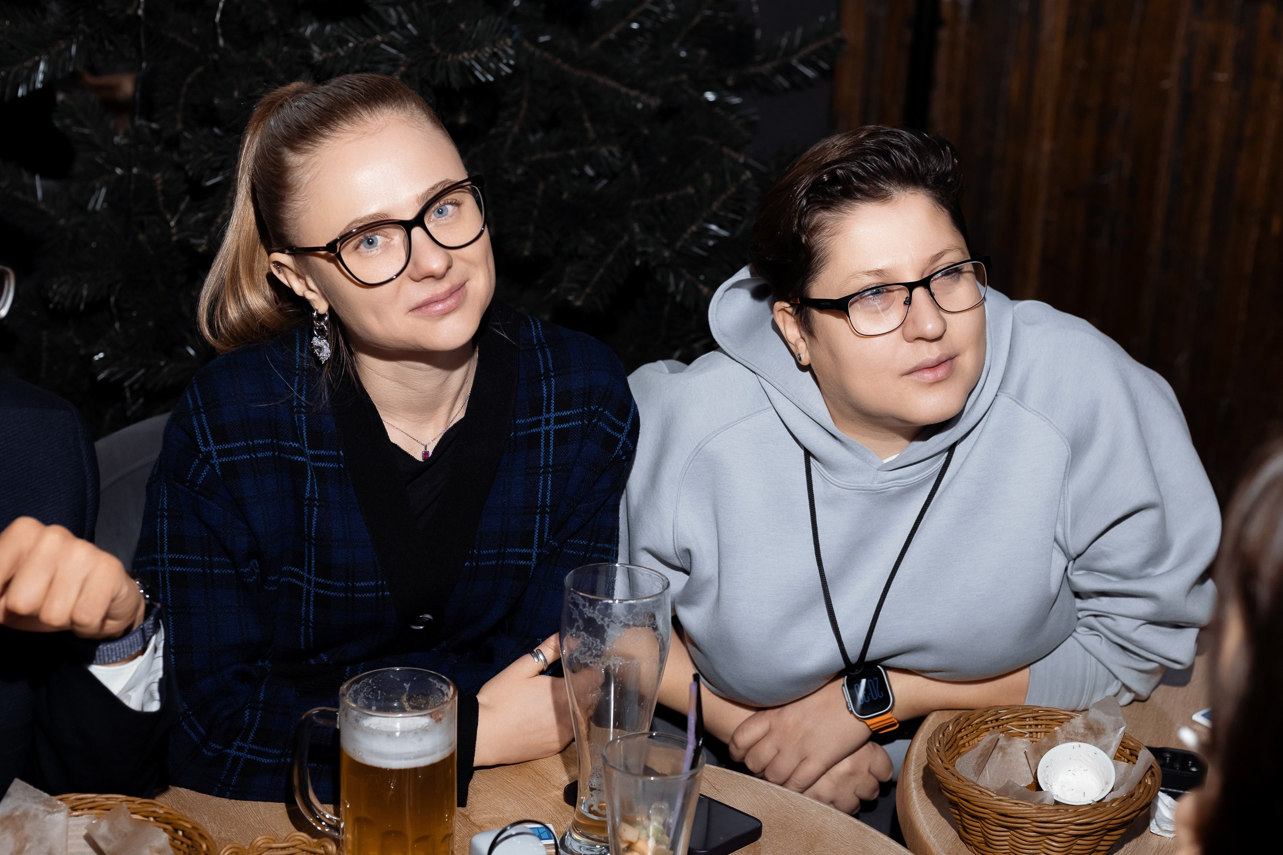 Фото с репортажной съемки квиза ЛИГА ИНДИГО. Фотограф в Санкт-Петербурге — Сергей Петров