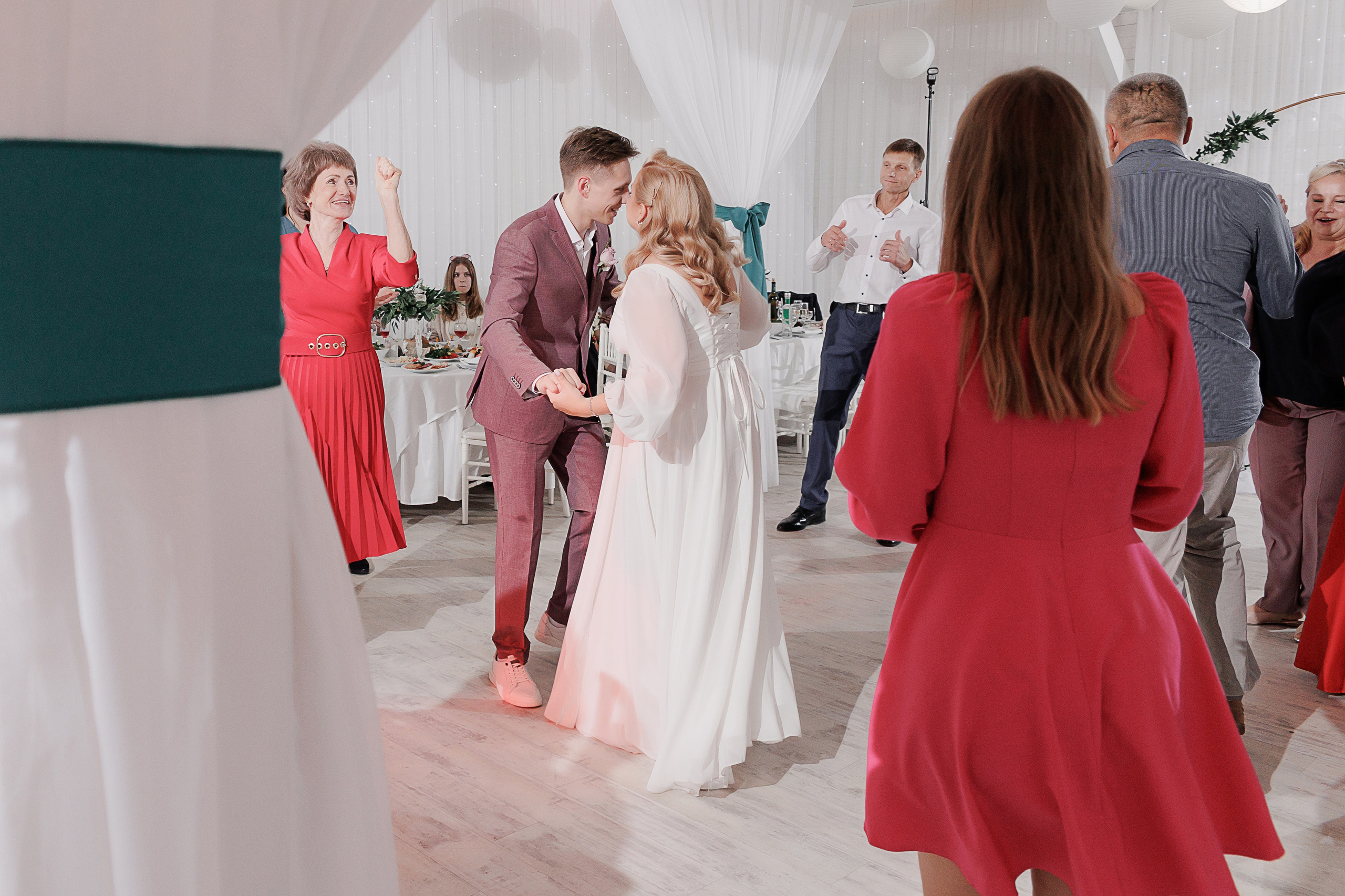 Фотограф на свадьбу в Твери и Тверской области. Свадебный и семейный фотограф в Твери и Тверской области