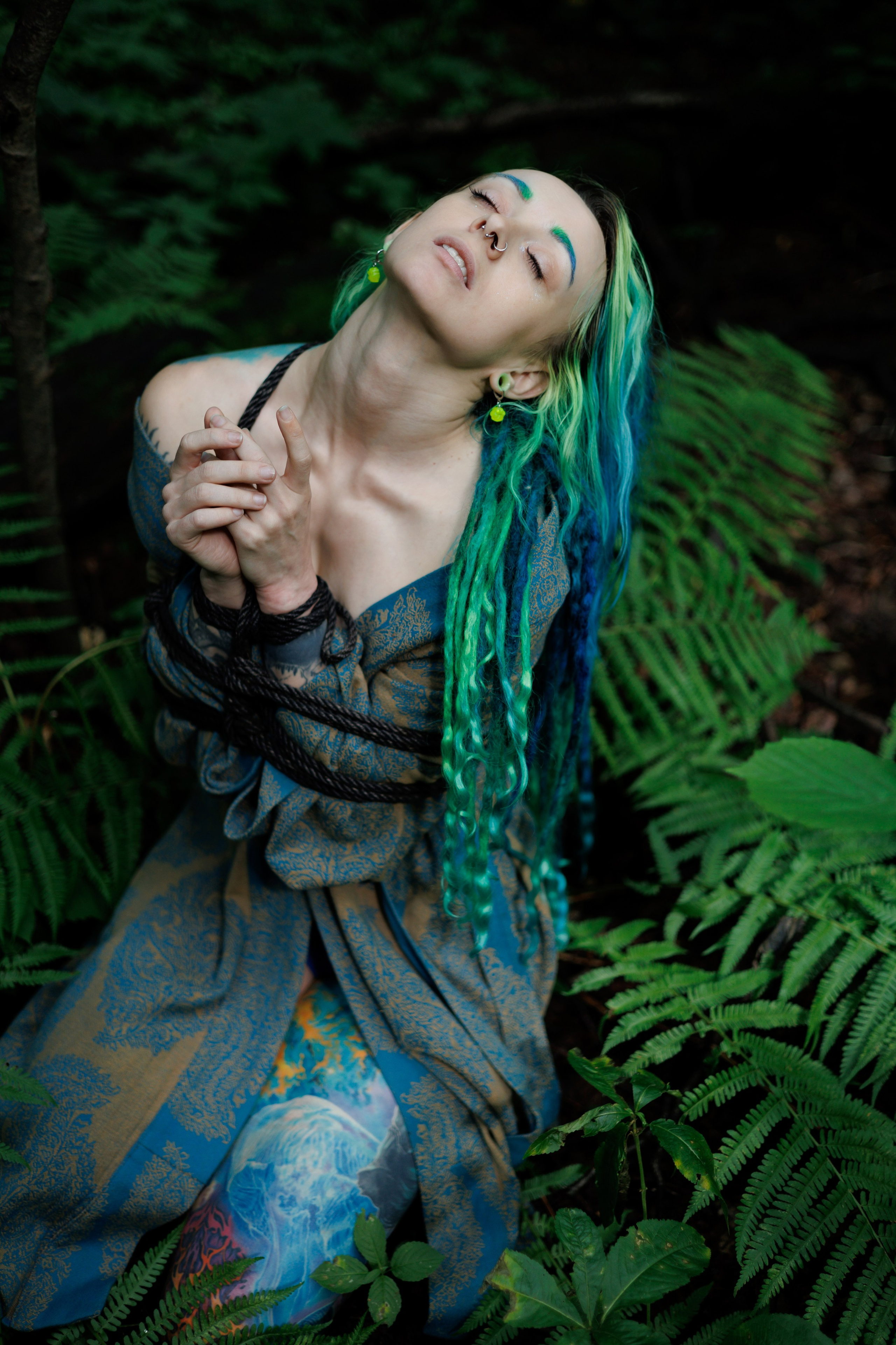 Индивидуальная портретная фотосессия в лесу