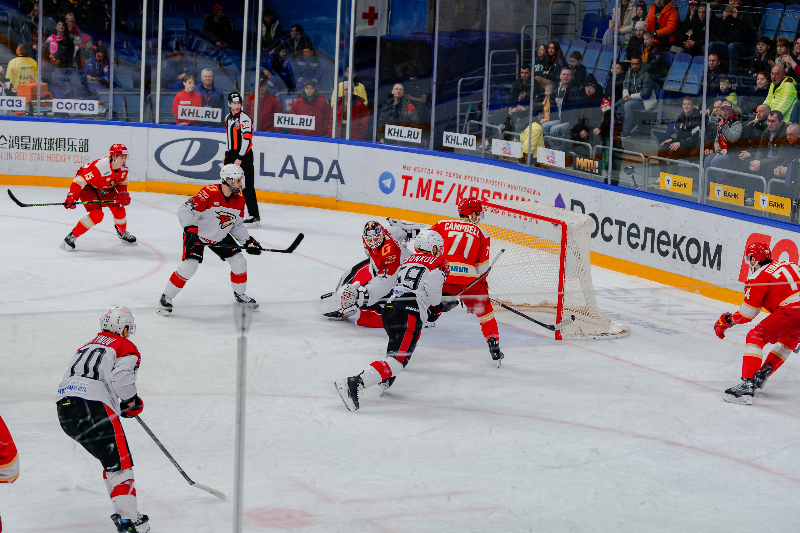 КХЛ КУНЬЛУНЬ РС — АВАНГАРД 22 МАРТА 2025. Репортажный фотограф в Москве Измалков Артем