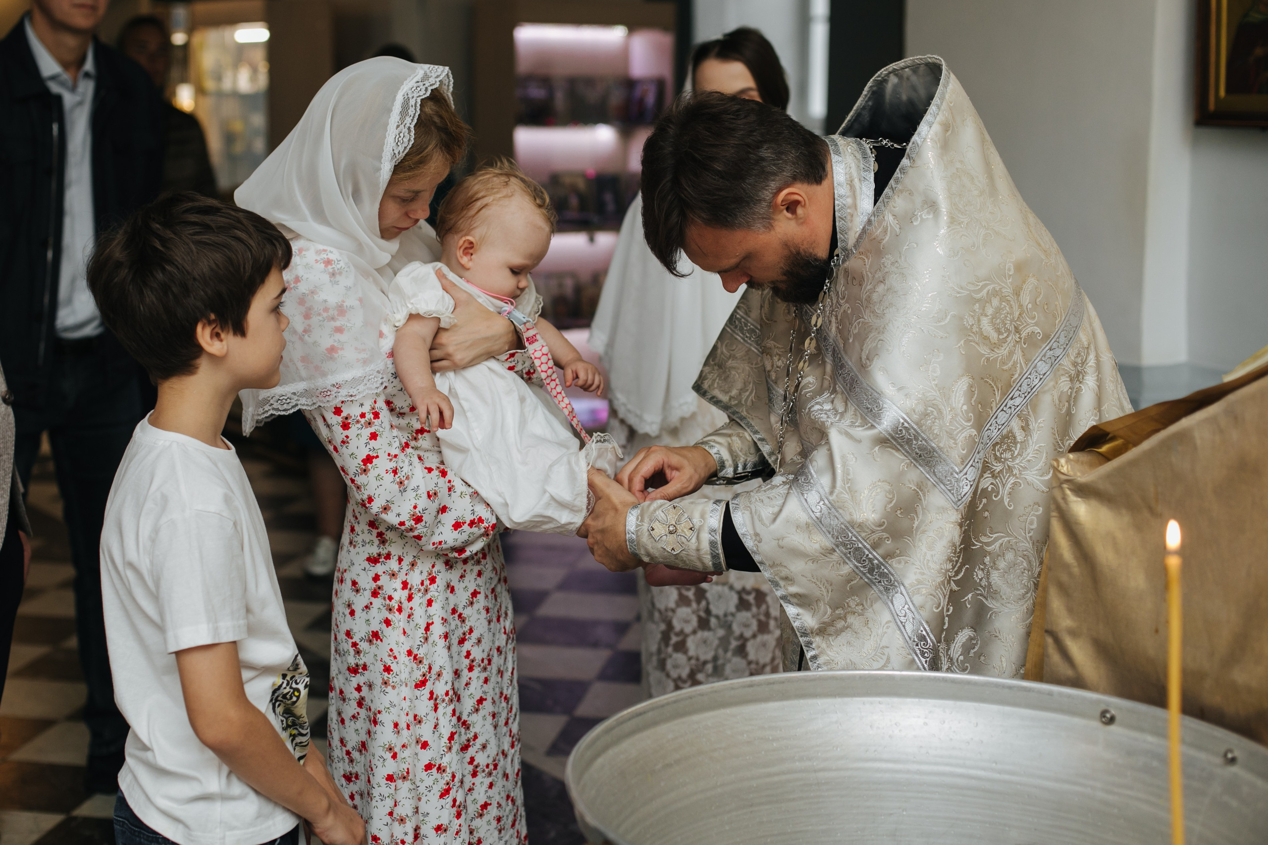 Крещение церковь Трех Святителей СПб. Фотограф на крещение в Санкт Петербурге