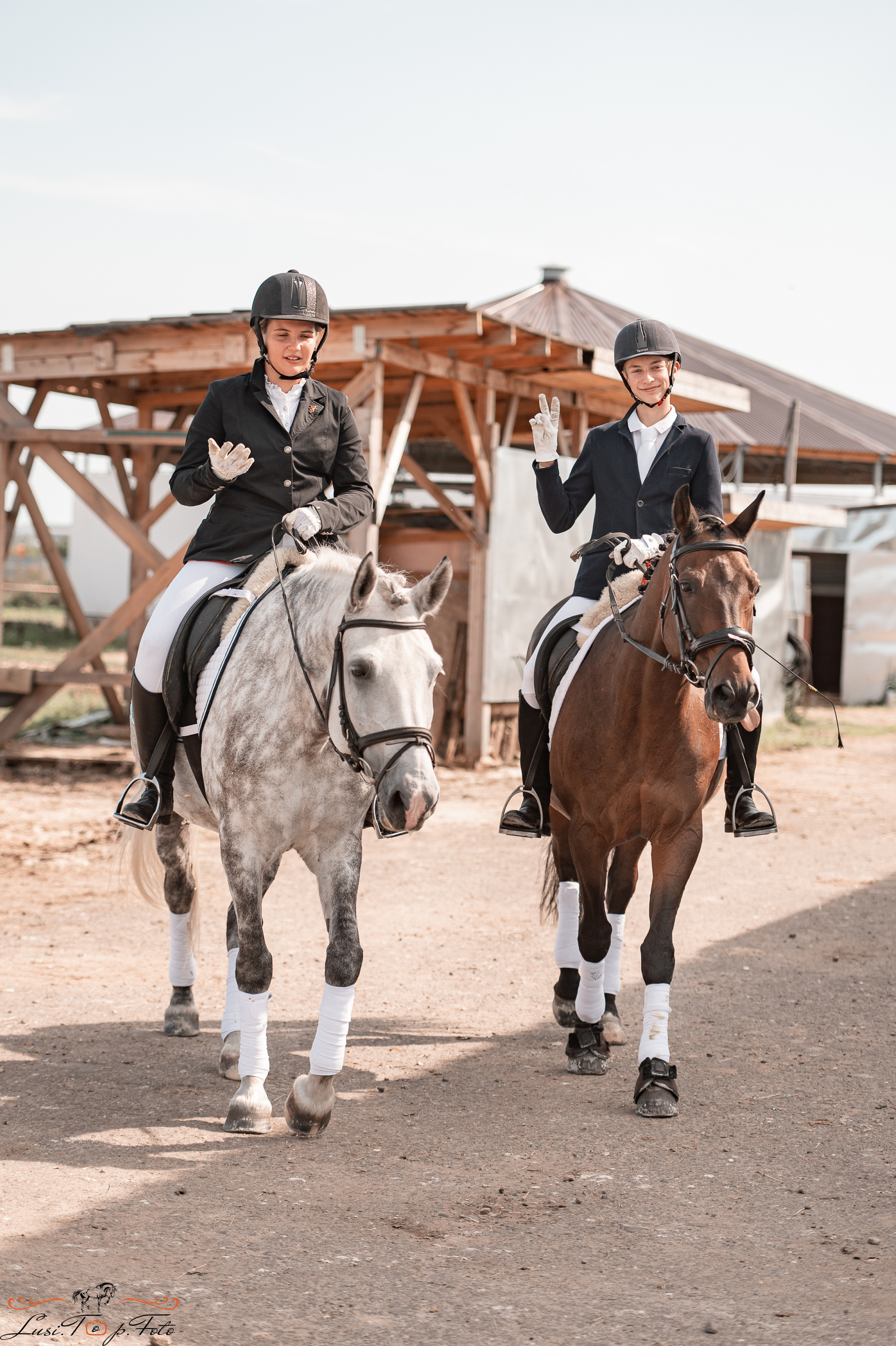 Открытая тренировка по выездке в КК Equipark. Конный и фотограф с животными в Твери Топталова Люся