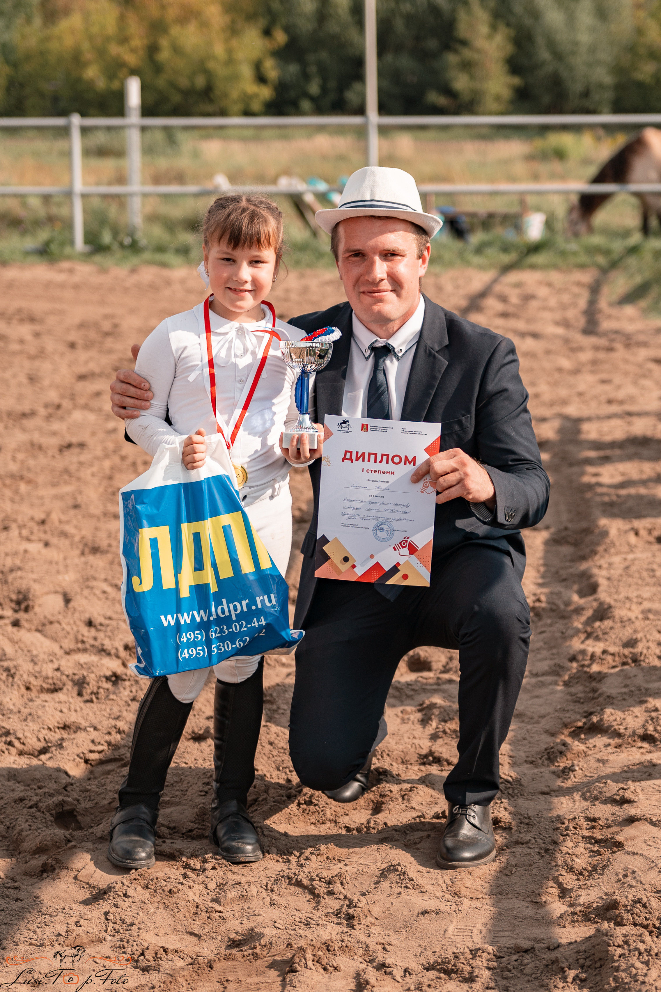 Турнир по выездке и конкуру памяти Н. Ю. Серовой (второй день — конкур). Конный и фотограф с животными в Твери Топталова Люся