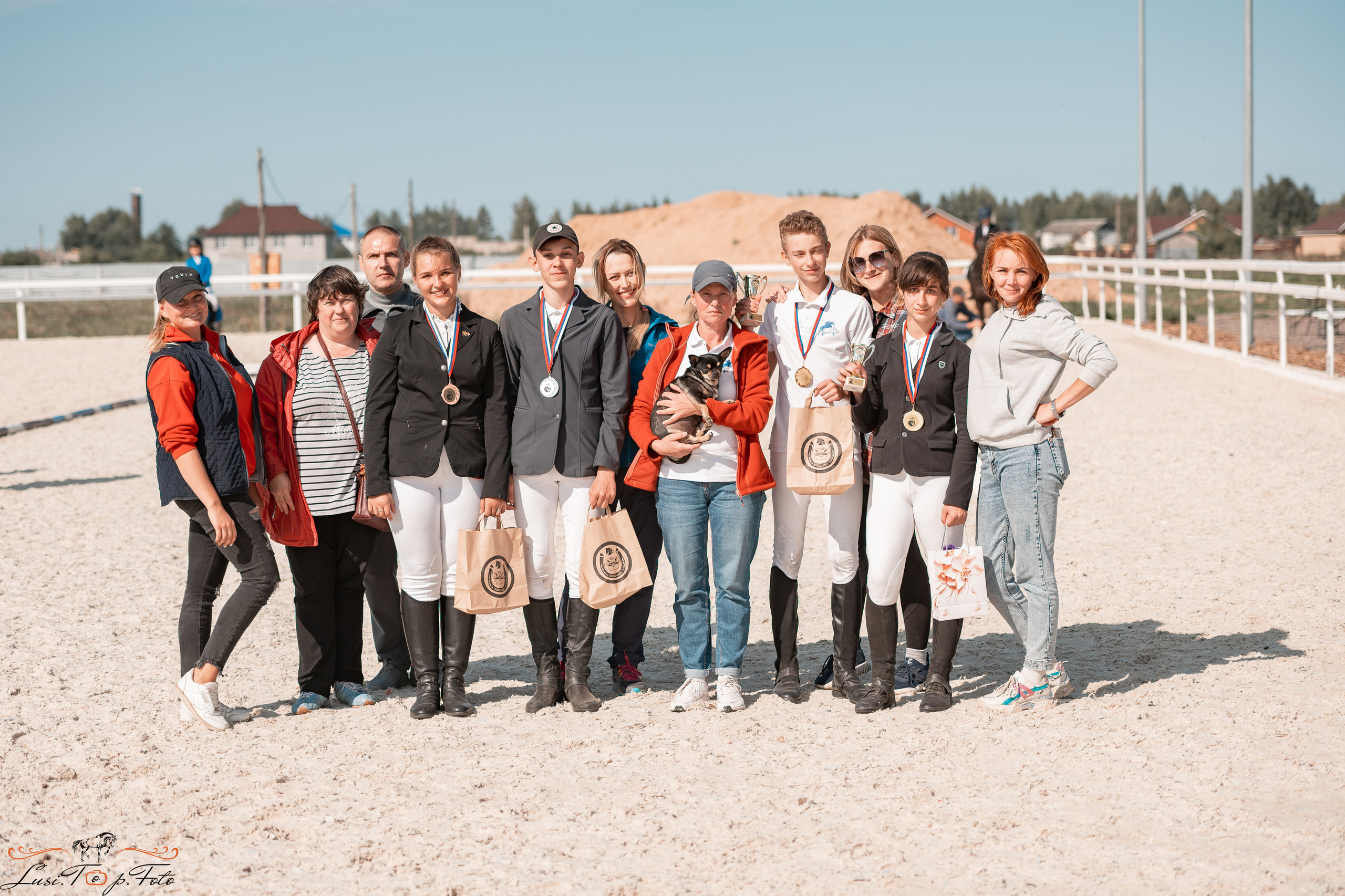 Открытая тренировка по выездке в КК Equipark. Конный и фотограф с животными в Твери Топталова Люся