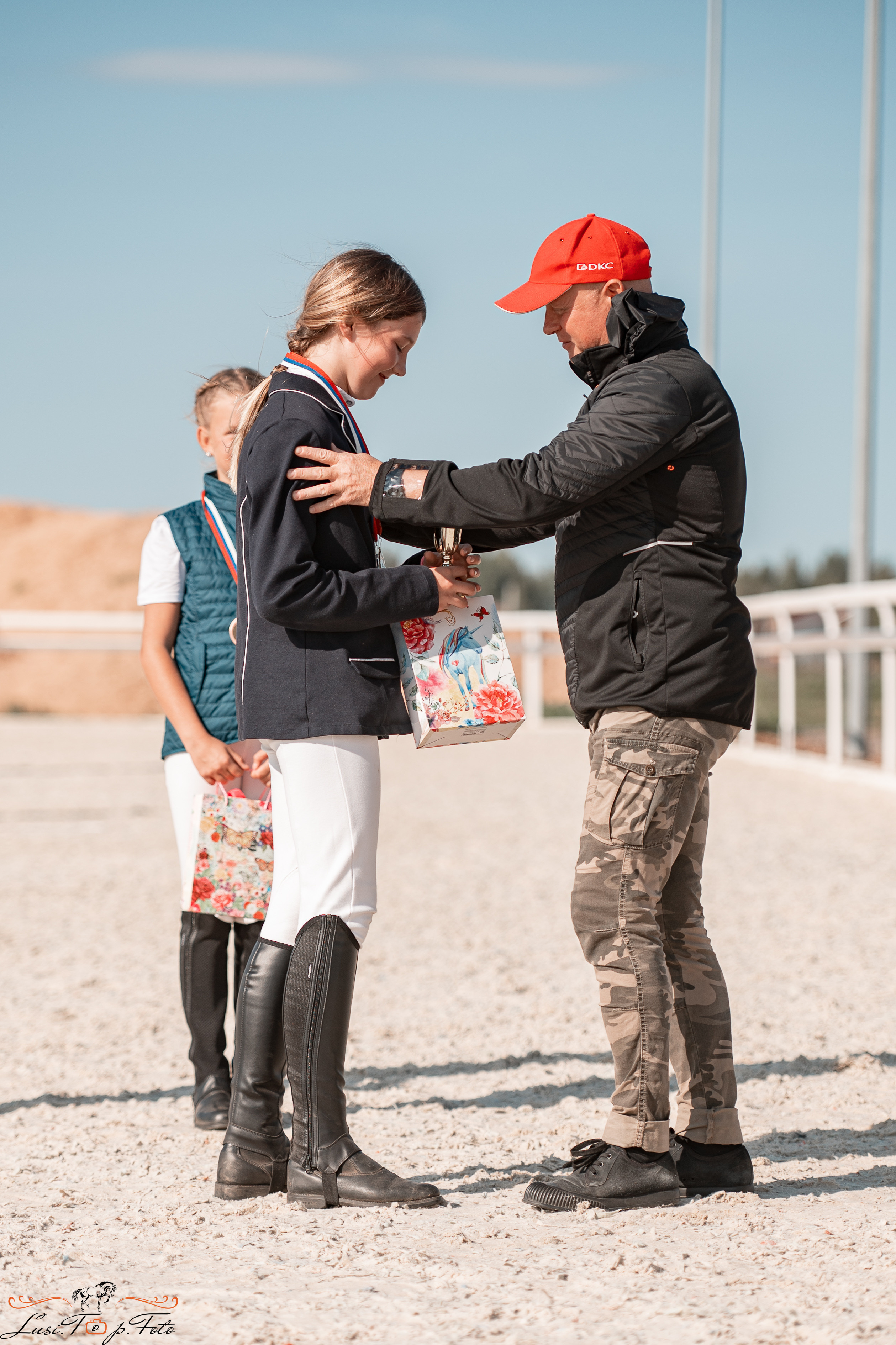 Открытая тренировка по выездке в КК Equipark. Конный и фотограф с животными в Твери Топталова Люся