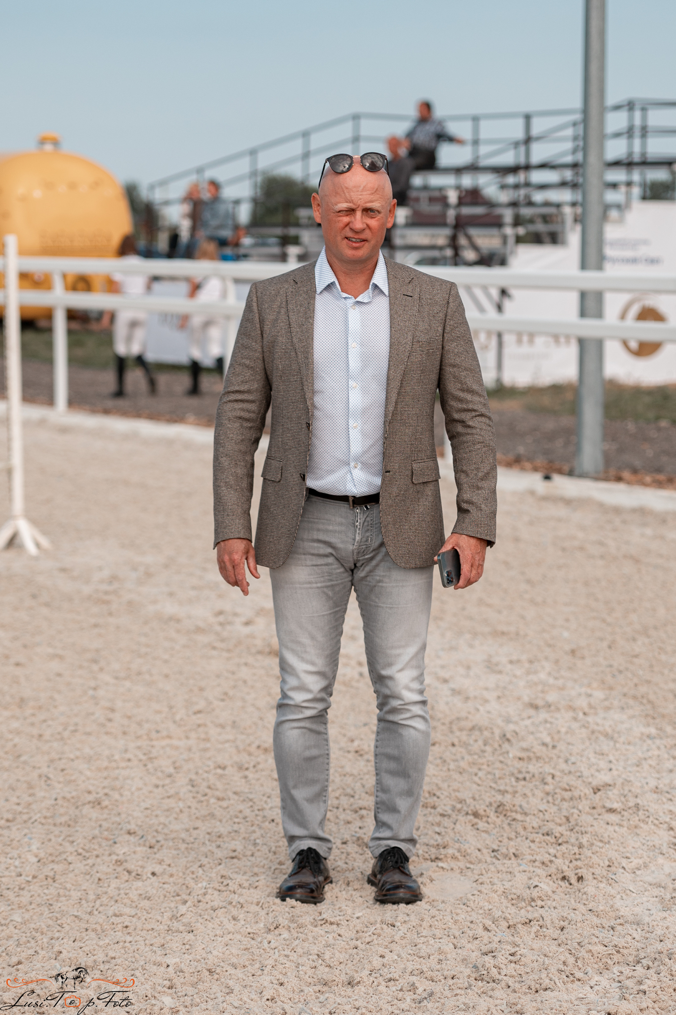 Открытая тренировка по конкуру в КК Equipark. Конный и фотограф с животными в Твери Топталова Люся