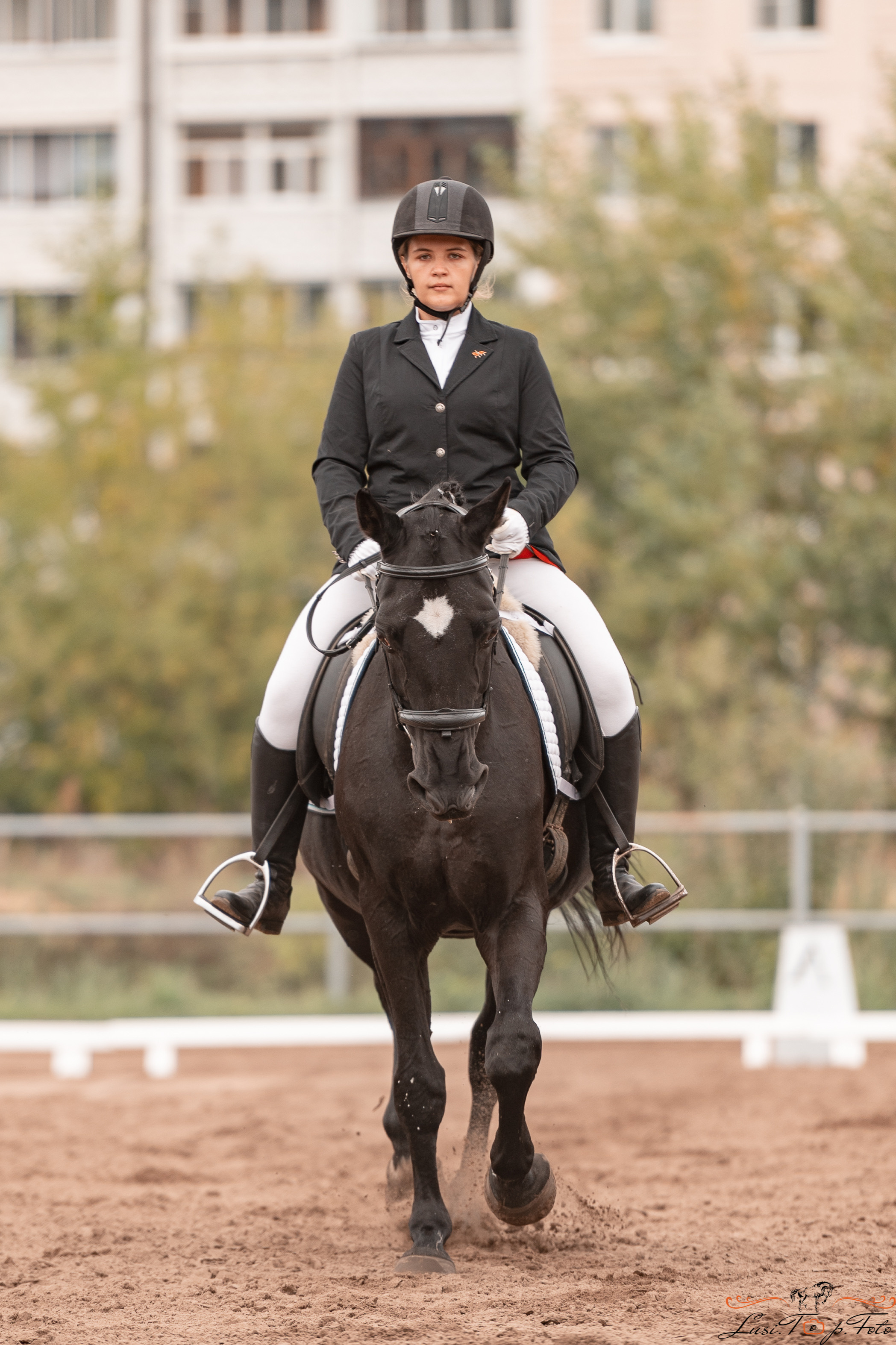 Турнир по выездке и конкуру памяти Н. Ю. Серовой (день 1 — выездка). Конный и фотограф с животными в Твери Топталова Люся