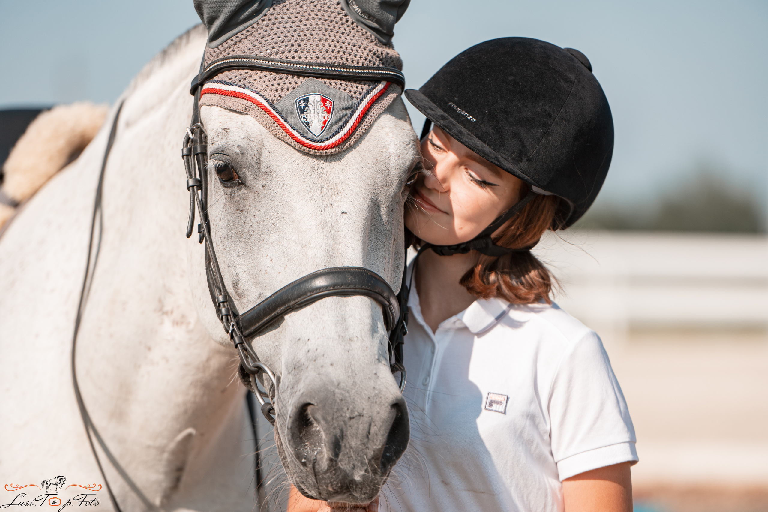 Открытая тренировка по конкуру в КК Equipark. Конный и фотограф с животными в Твери Топталова Люся
