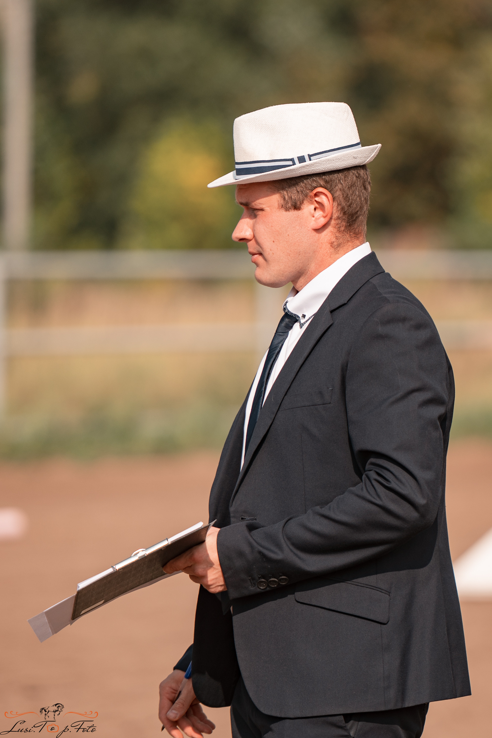 Турнир по выездке и конкуру памяти Н. Ю. Серовой (второй день — конкур). Конный и фотограф с животными в Твери Топталова Люся