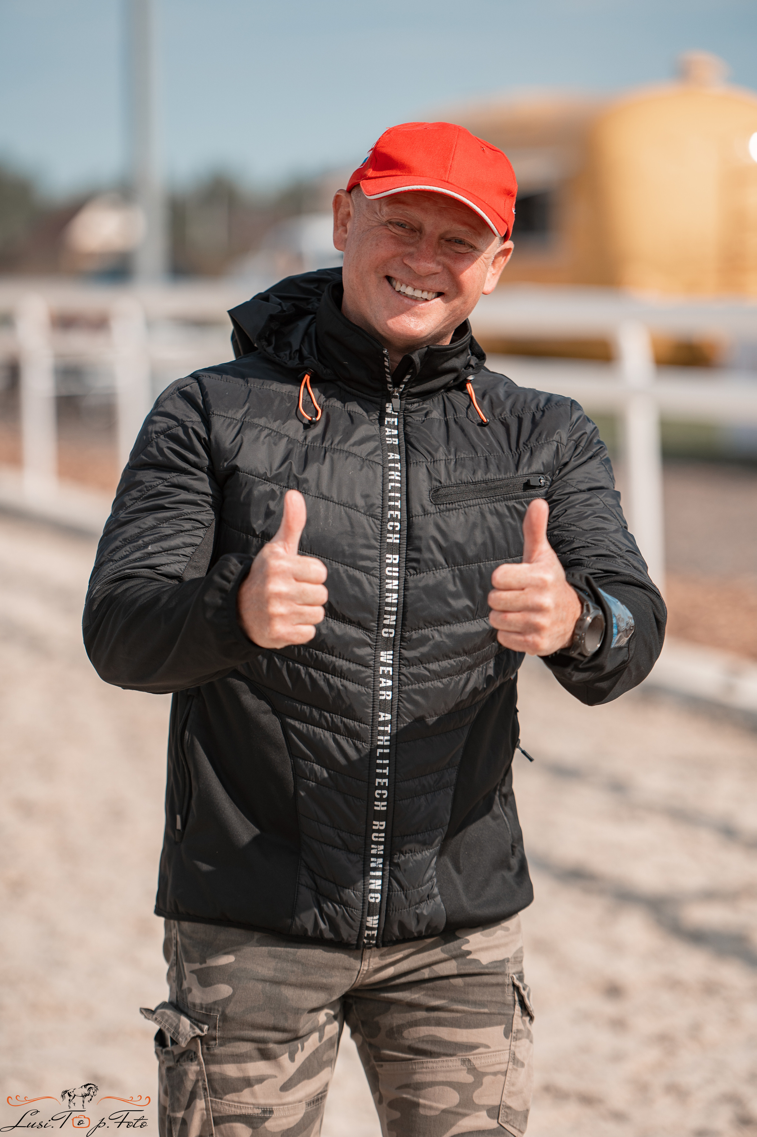 Открытая тренировка по выездке в КК Equipark. Конный и фотограф с животными в Твери Топталова Люся