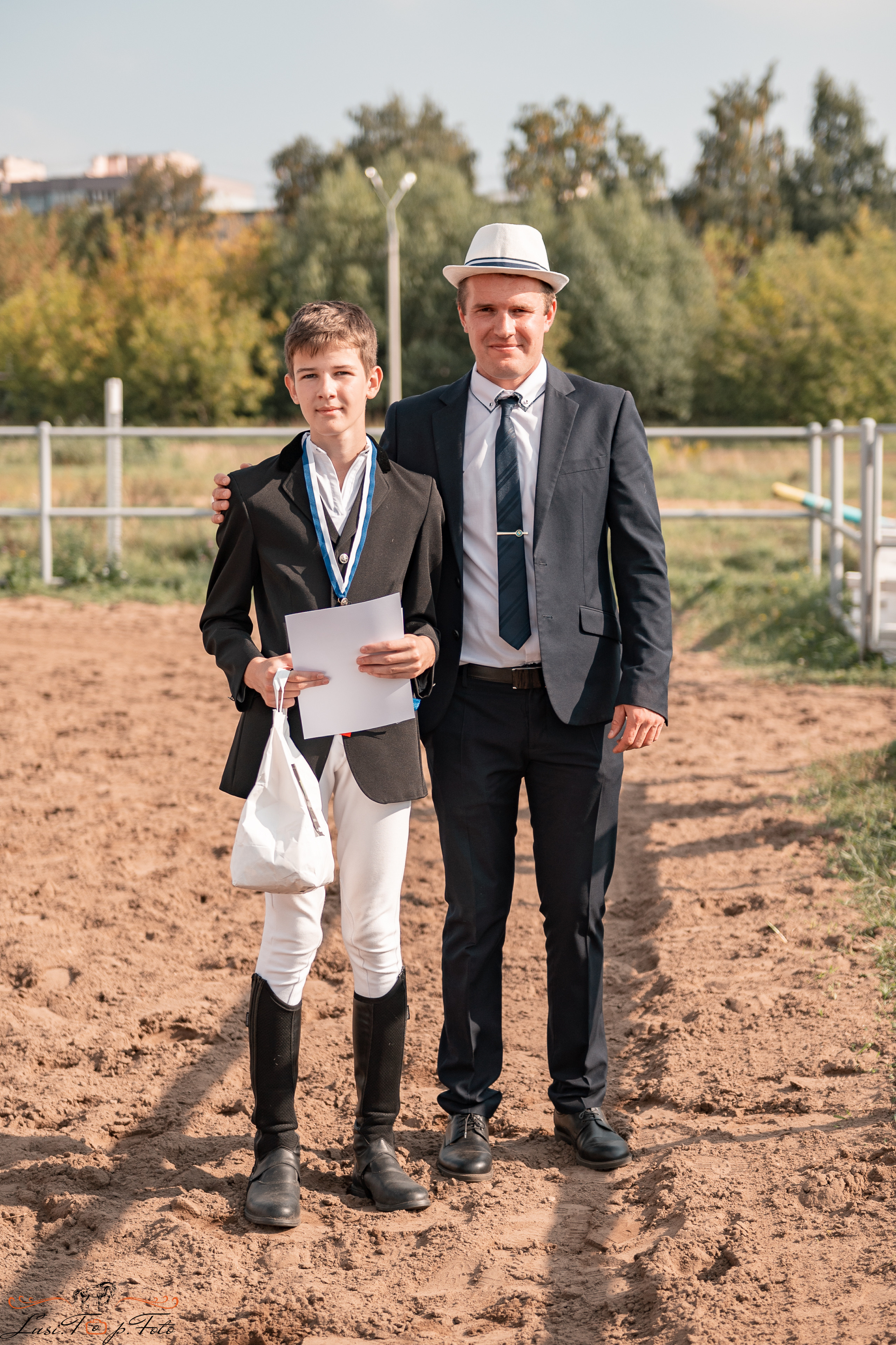 Турнир по выездке и конкуру памяти Н. Ю. Серовой (второй день — конкур). Конный и фотограф с животными в Твери Топталова Люся