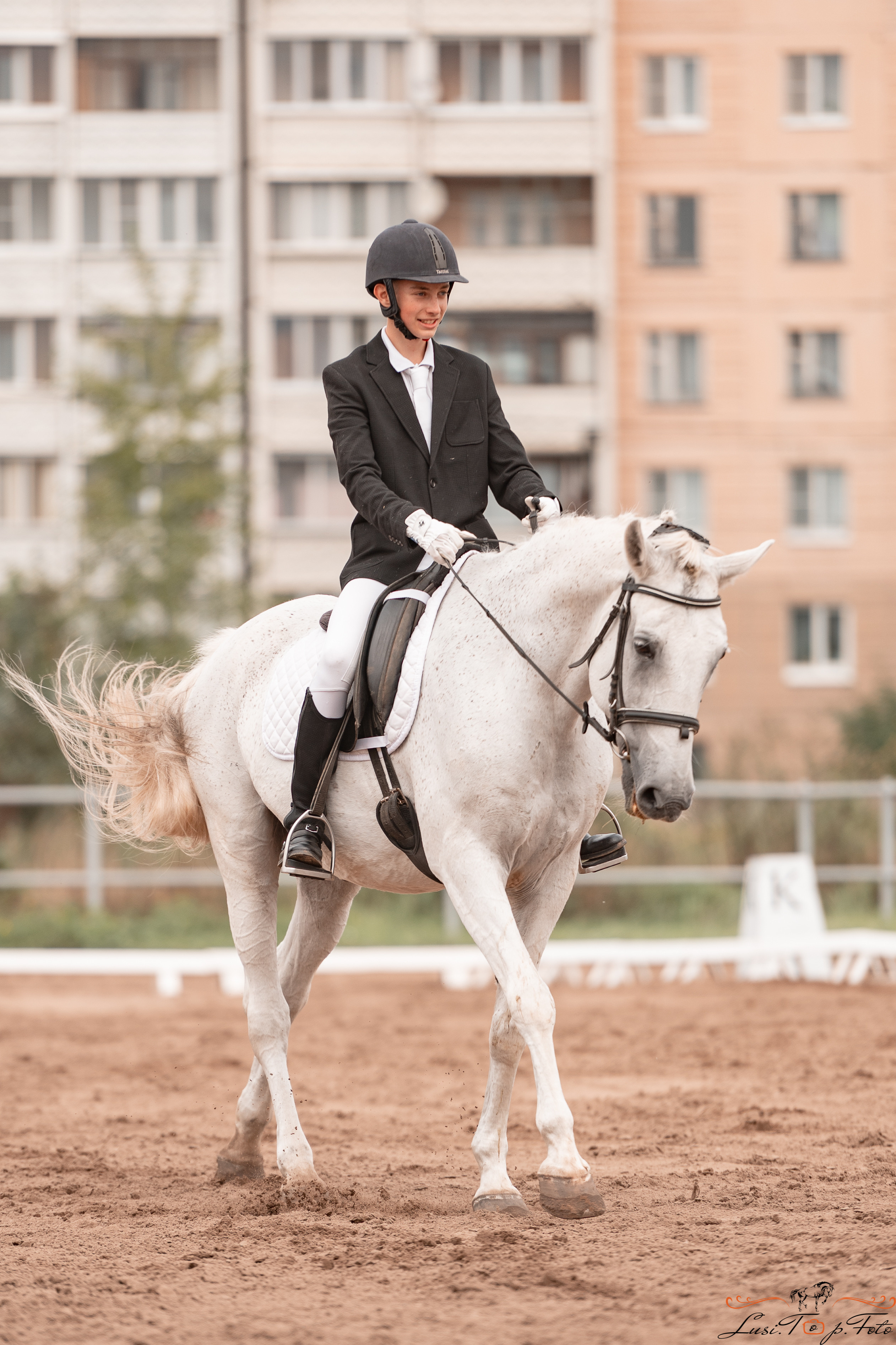 Турнир по выездке и конкуру памяти Н. Ю. Серовой (день 1 — выездка). Конный и фотограф с животными в Твери Топталова Люся
