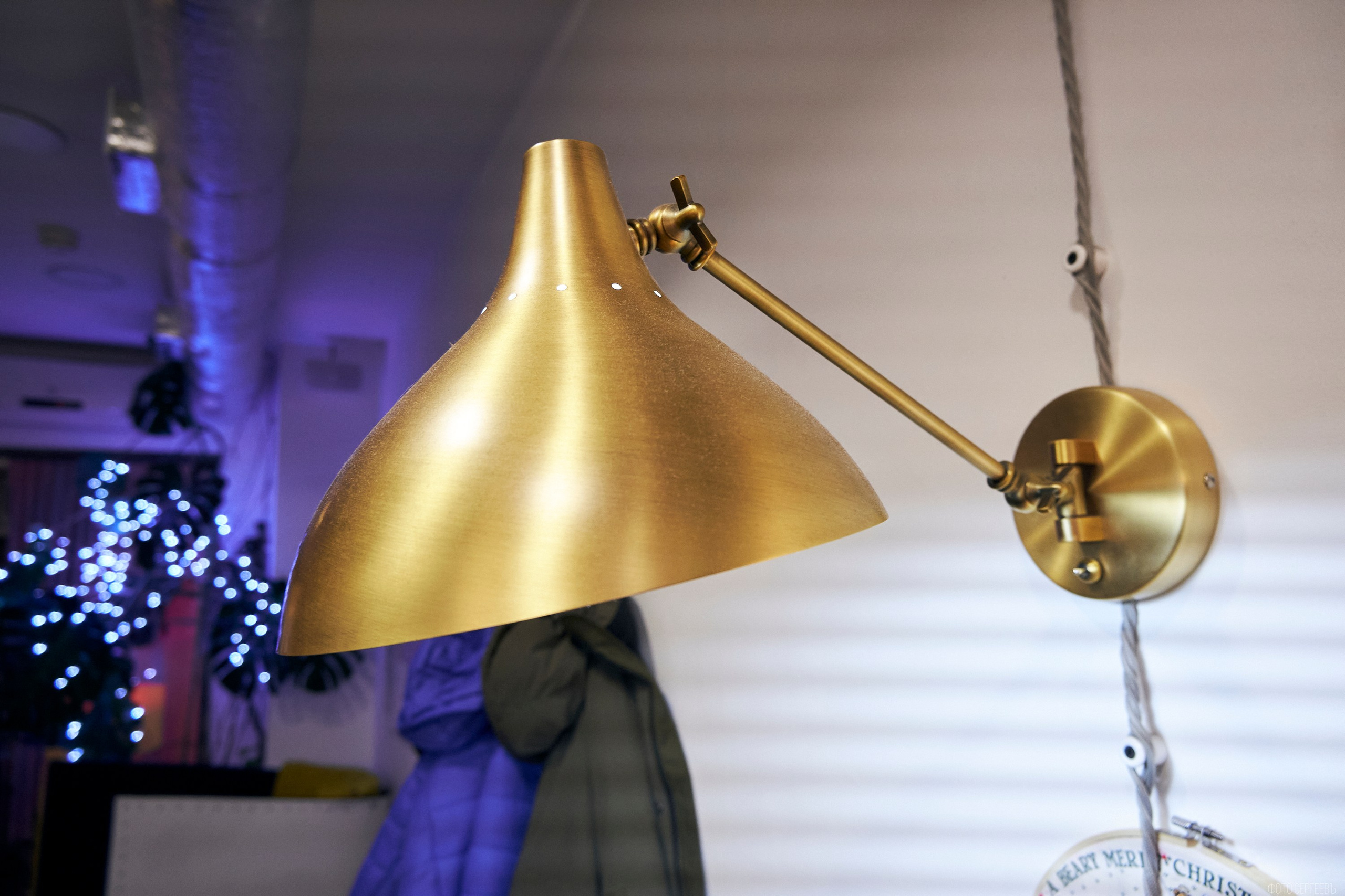 Кутята Coffee Shop. Фотографъ Сергѣевъ. Поймать мгновеніе