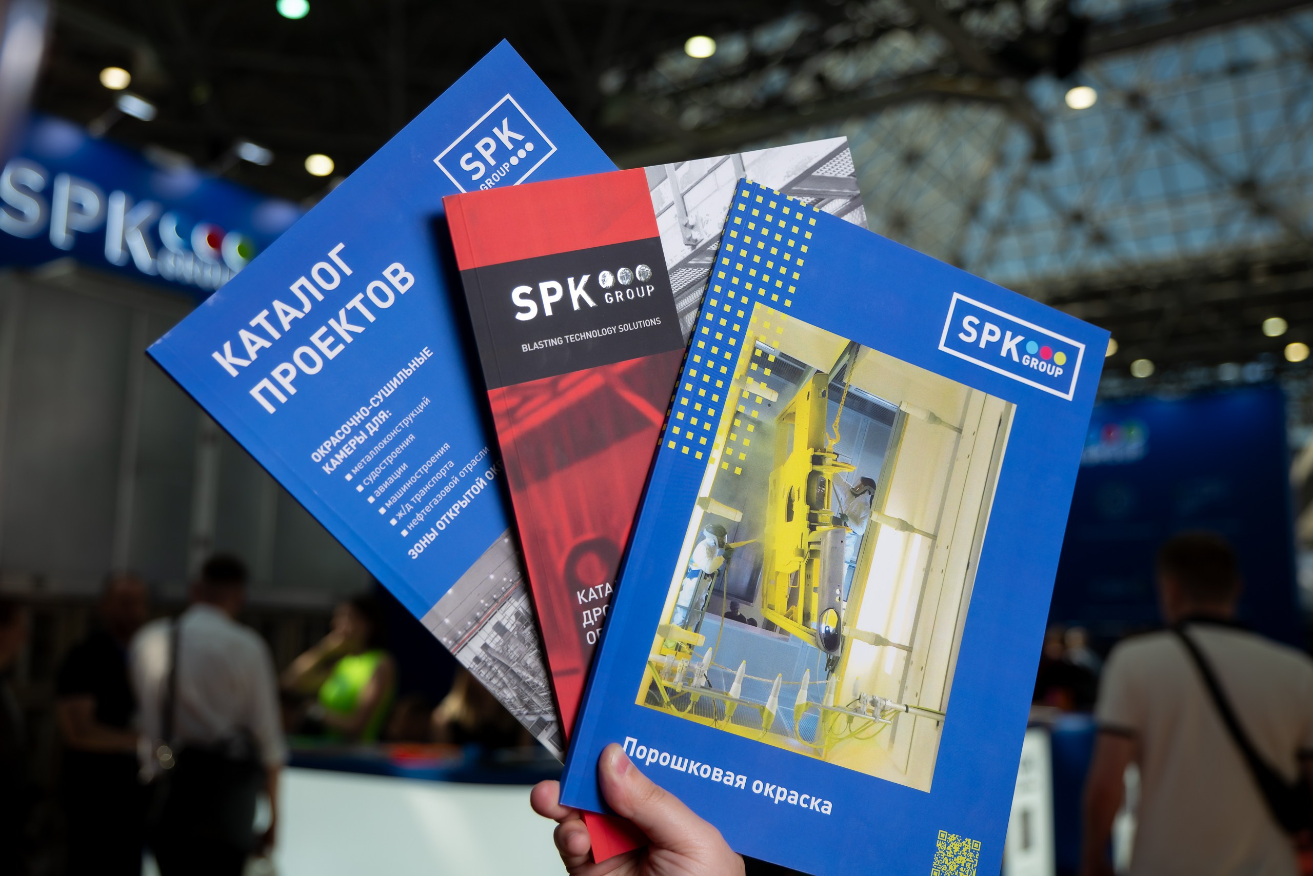 Фотограф на выставке