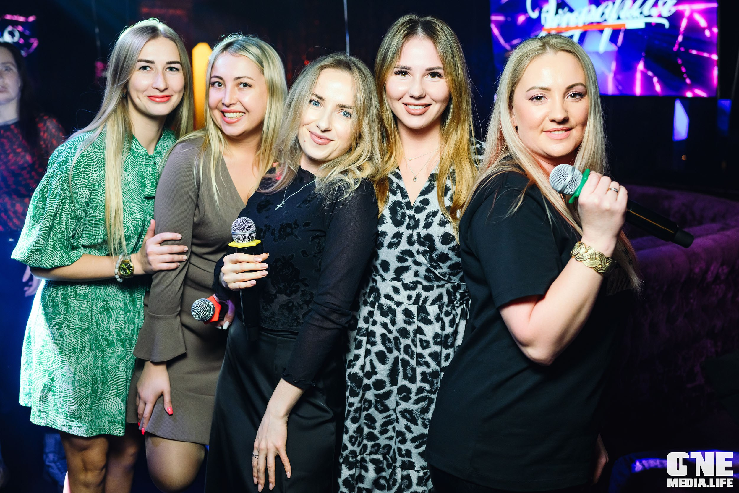 Фотоотчет из караоке-клуба Эйфория. One Media Life: фоторепортажи, фотоотчеты с мероприятий и заведений