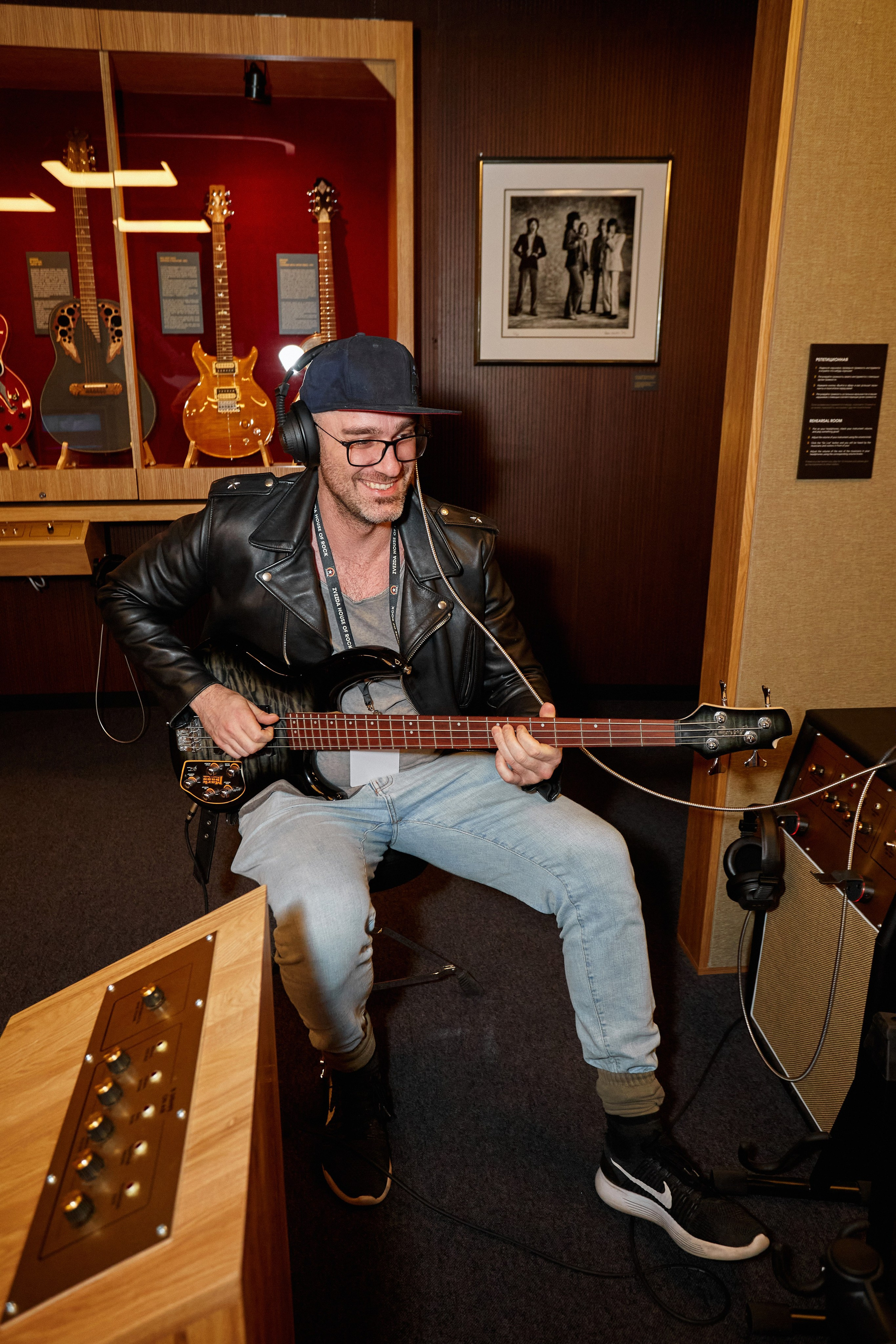 Zvezda House Of Rock. DENISOV ART (фото, видео, дизайн) САМАРА