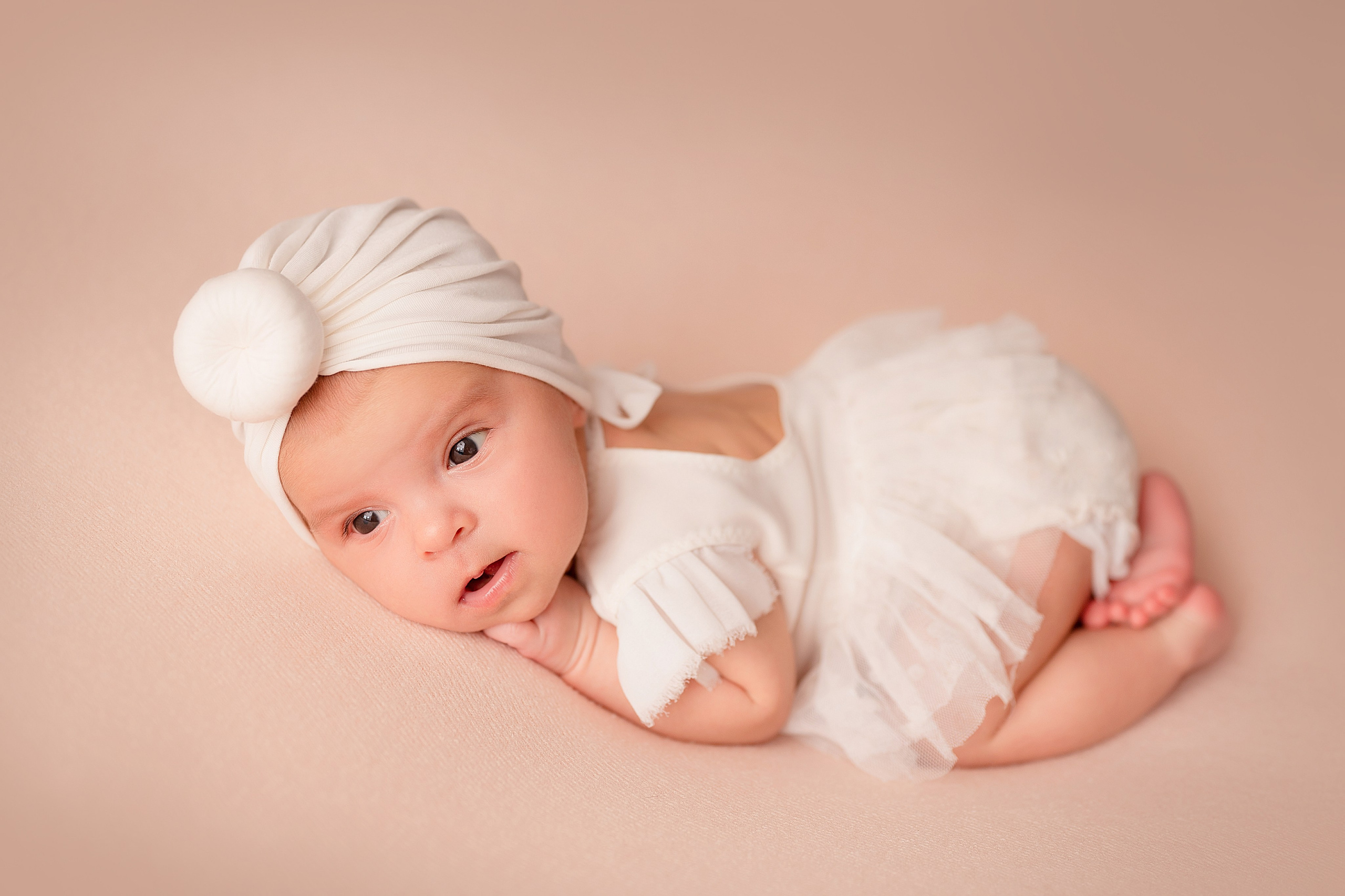 Фотосессии малышей возрастом от 1 до 2 мес. Детский и семейный фотограф в Красноярске. Фотосессии новорожденных малышей до 1 месяца
