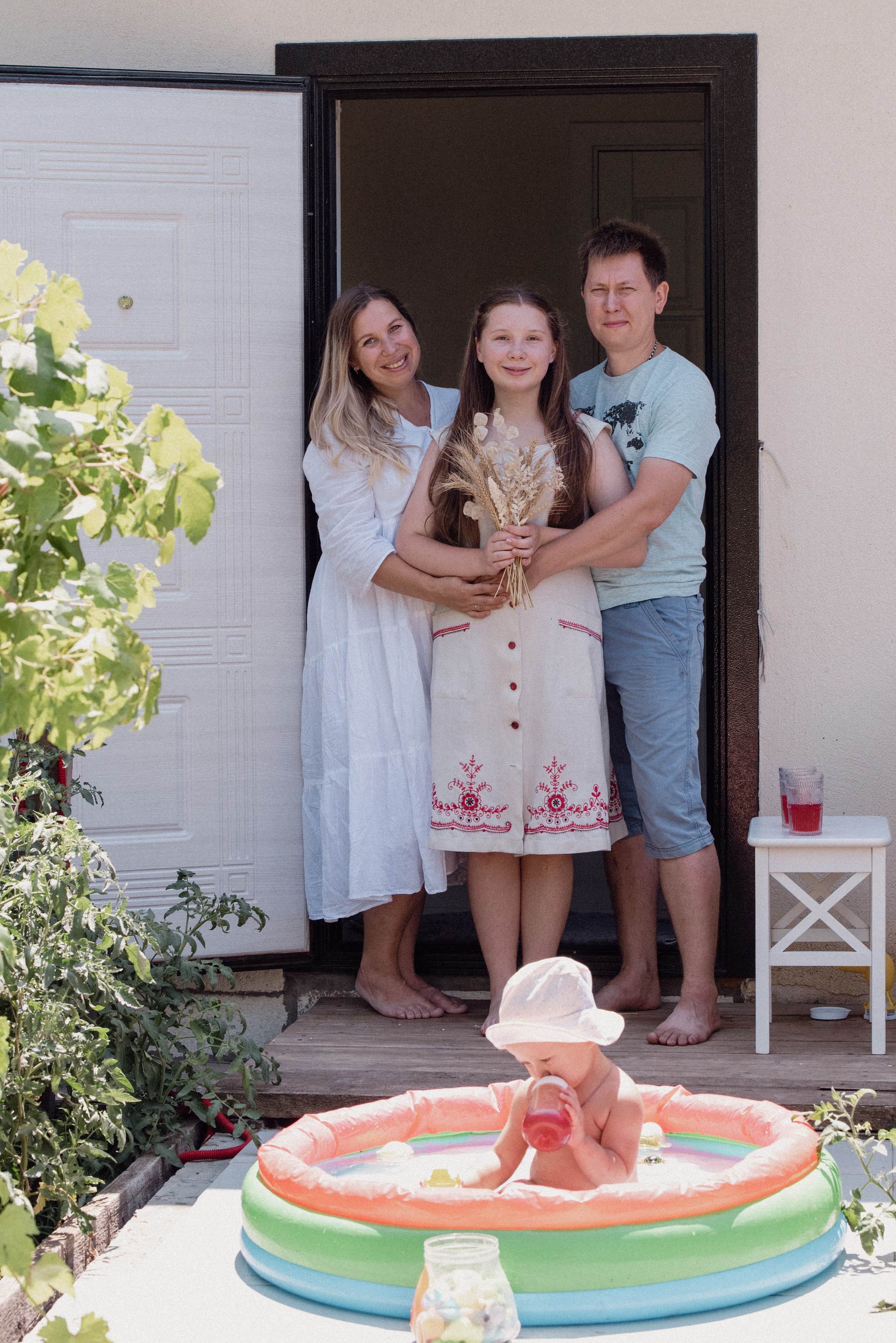 Семья Марины дома. Семейный фотограф в Севастополе Куценко Светлана
