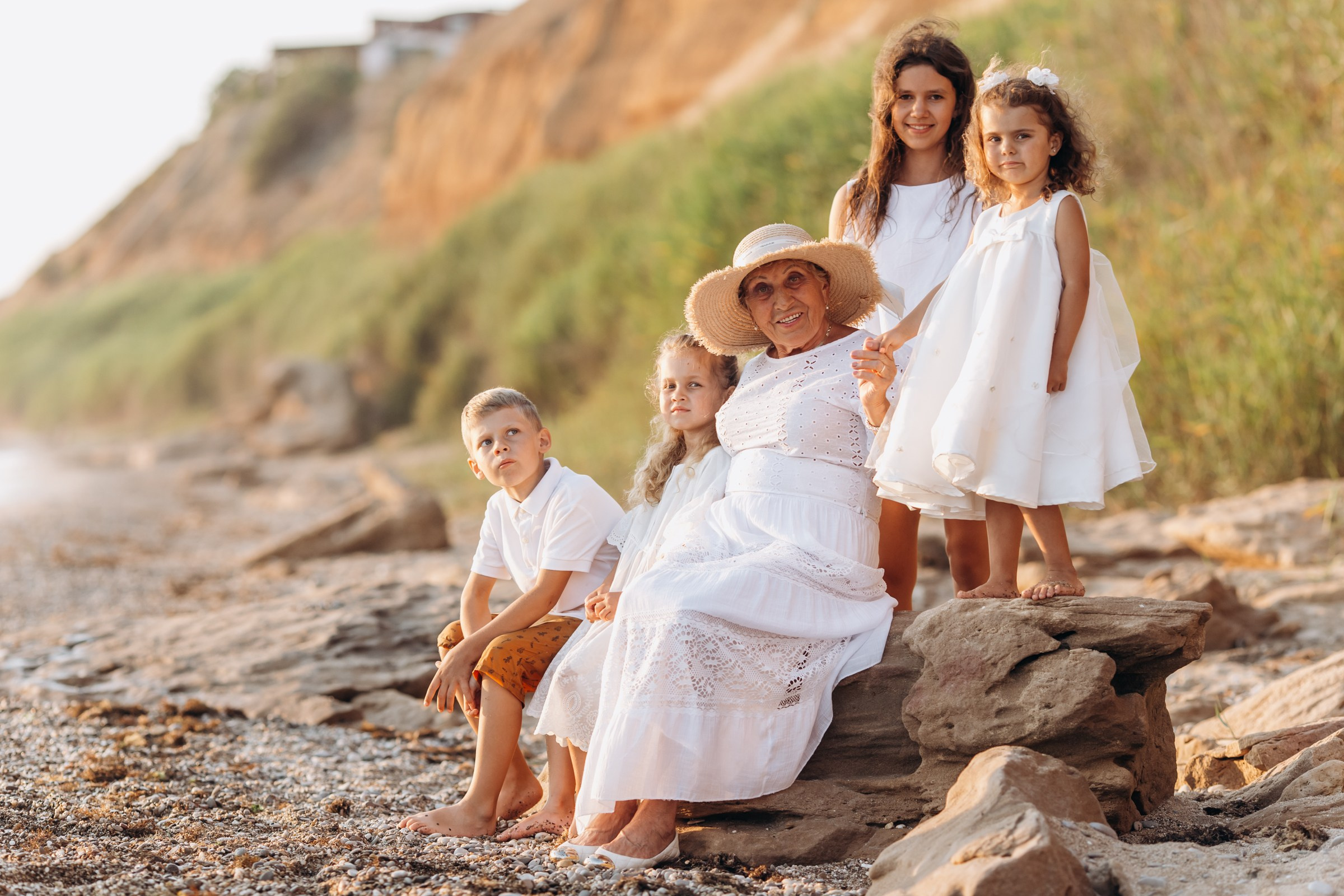 Ксения и её большая семья. Фотограф в Крыму — Федор зайцев. Свадебная, семейная и портретная съёмка. Фотографии для контента, для бизнеса. Корпоративная съёмка
