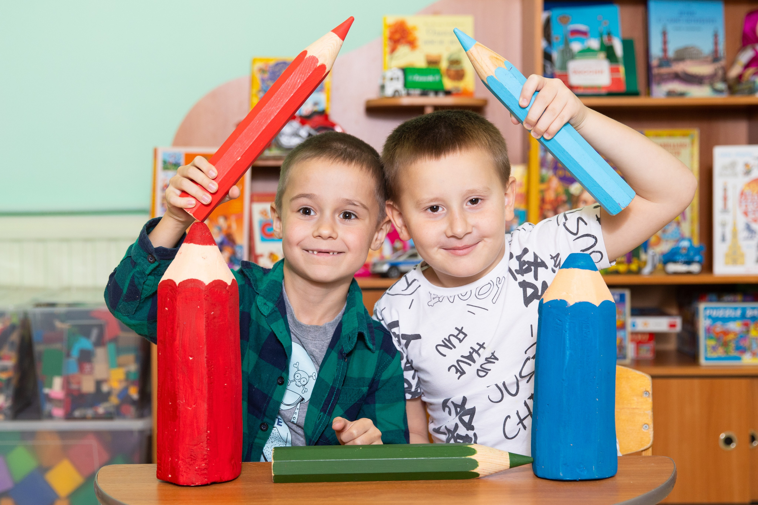 Яркие эмоции детей на фотографиях из детского сада. ВЫПУСКНЫЕ АЛЬБОМЫ для детского сада и школы Санкт-Петербург и Лен. область