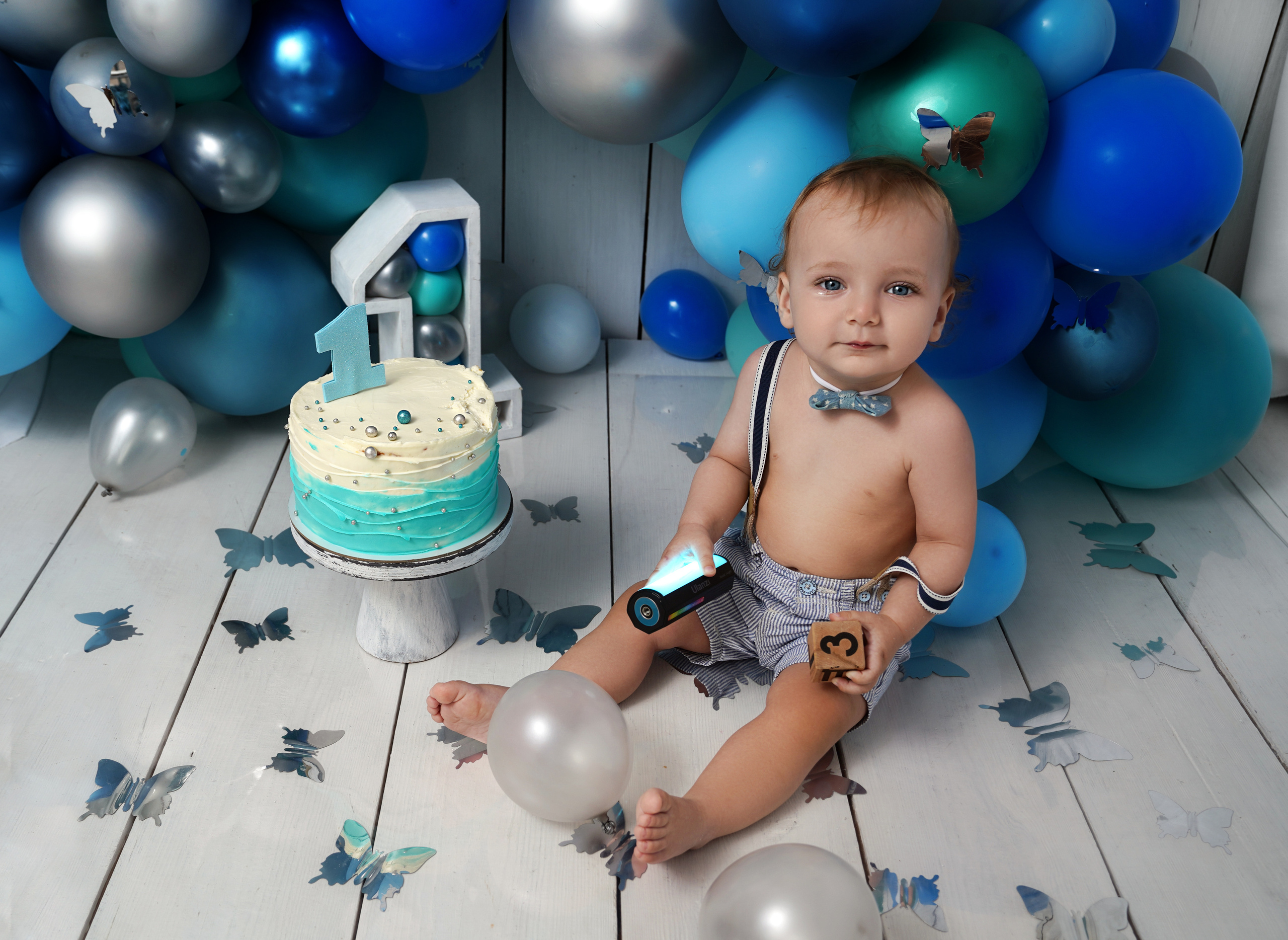 Фотосессия ГОДОВАСИЕ. Фотограф новорожденных, детей до года и беременных в Симферополе