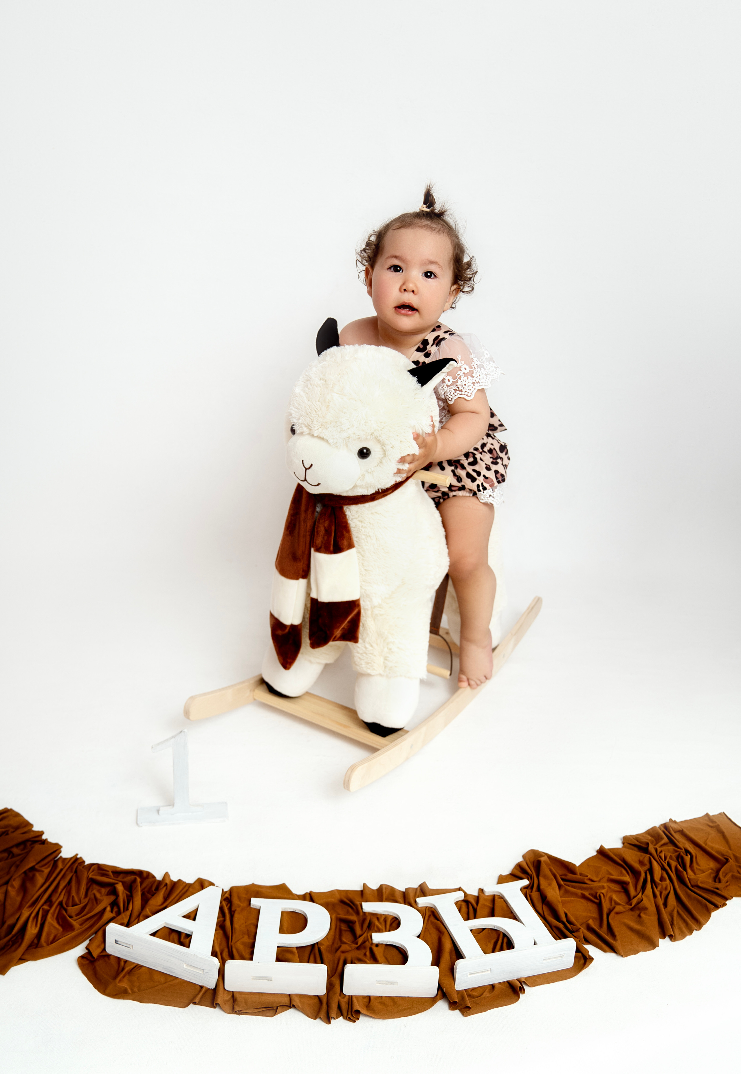 Фотосессия ГОДОВАСИЕ. Фотограф новорожденных, детей до года и беременных в Симферополе