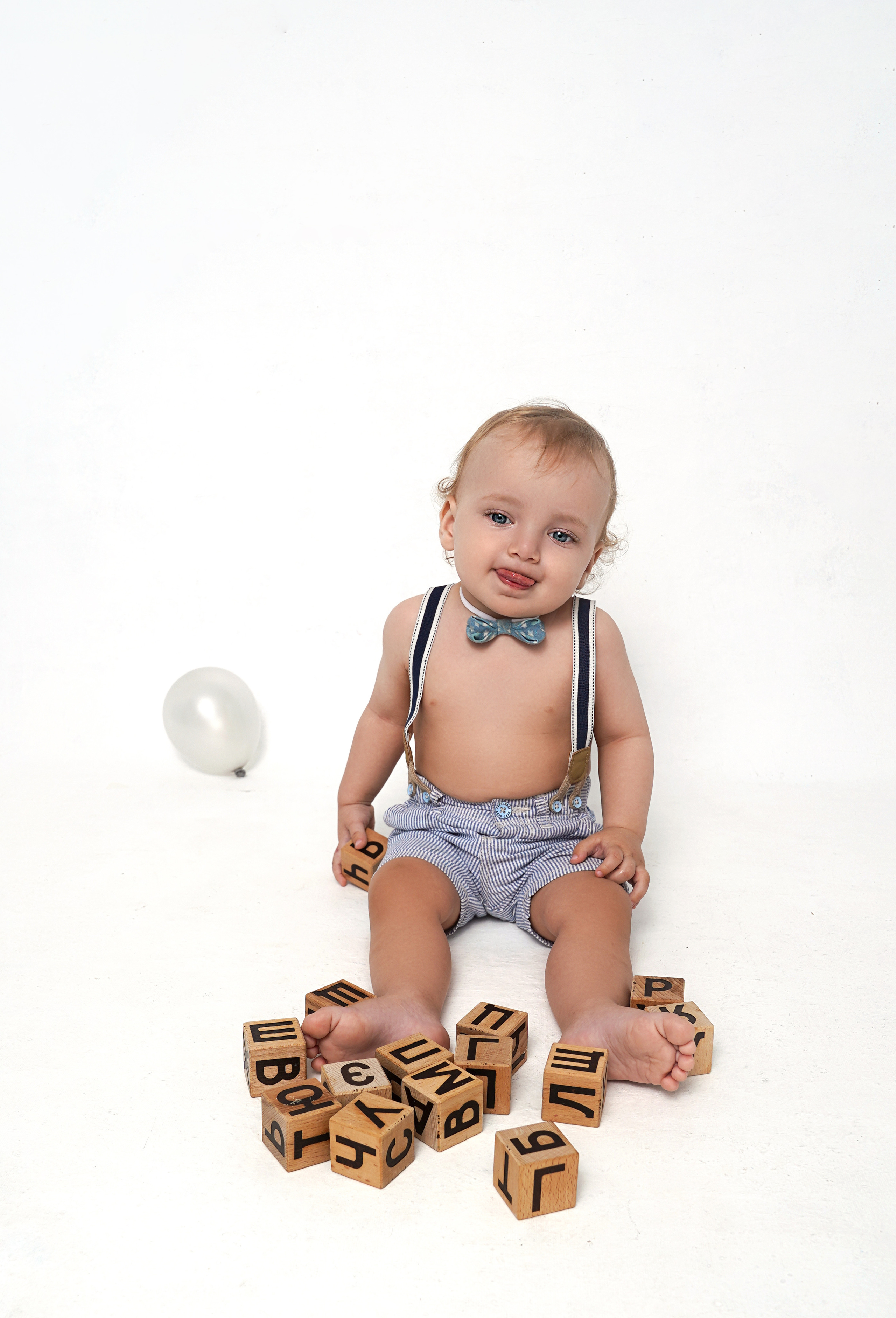 Фотосессия ГОДОВАСИЕ. Фотограф новорожденных, детей до года и беременных в Симферополе