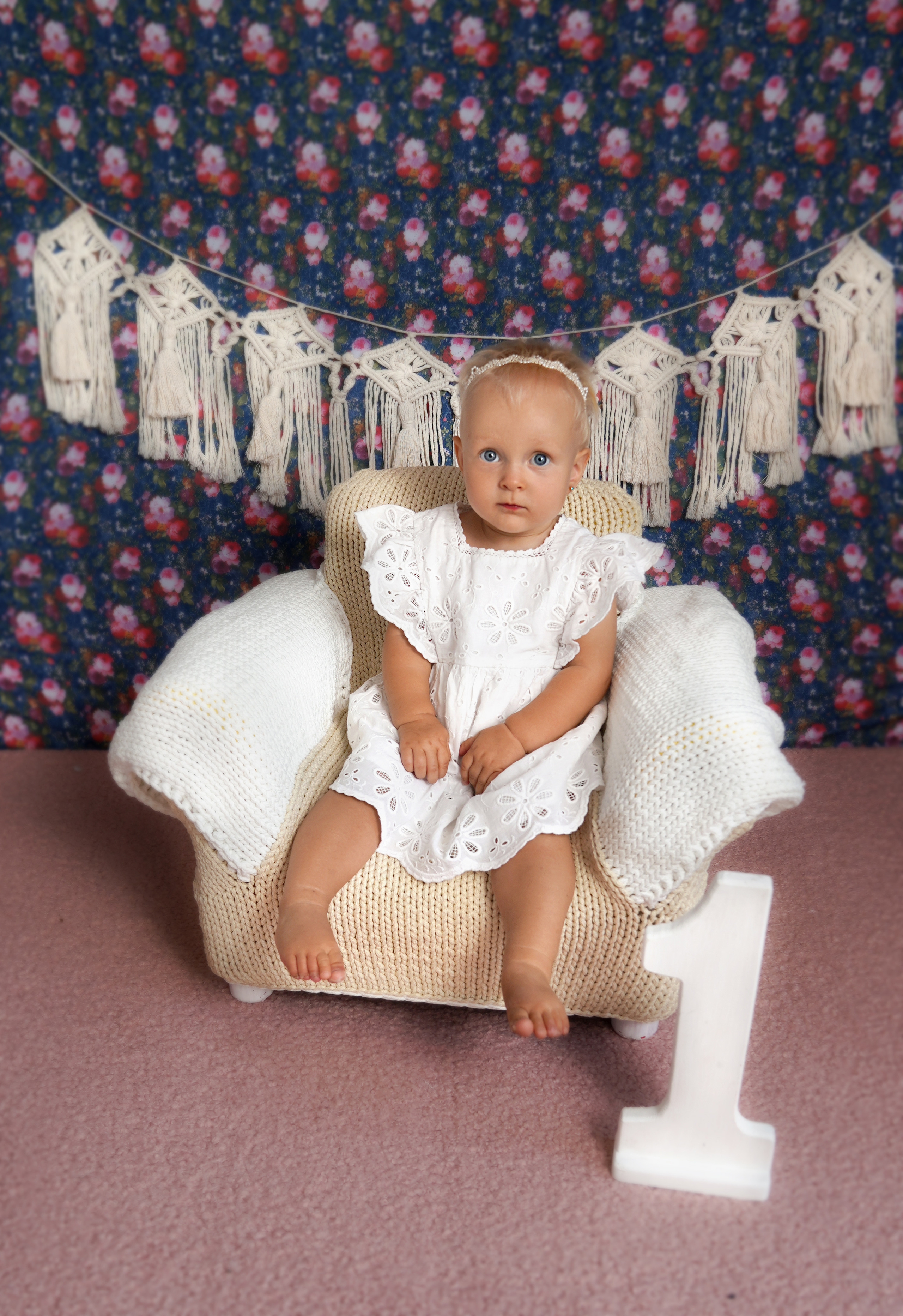 Фотосессия ГОДОВАСИЕ. Фотограф новорожденных, детей до года и беременных в Симферополе