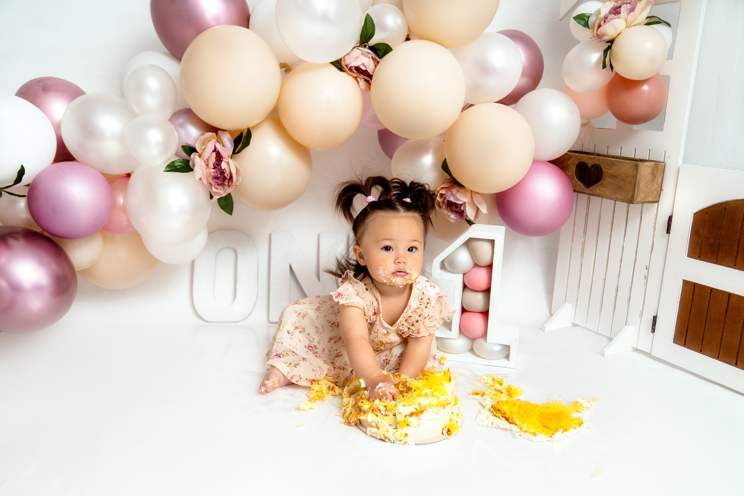 Фотосессия ГОДОВАСИЕ. Фотограф новорожденных, детей до года и беременных в Симферополе