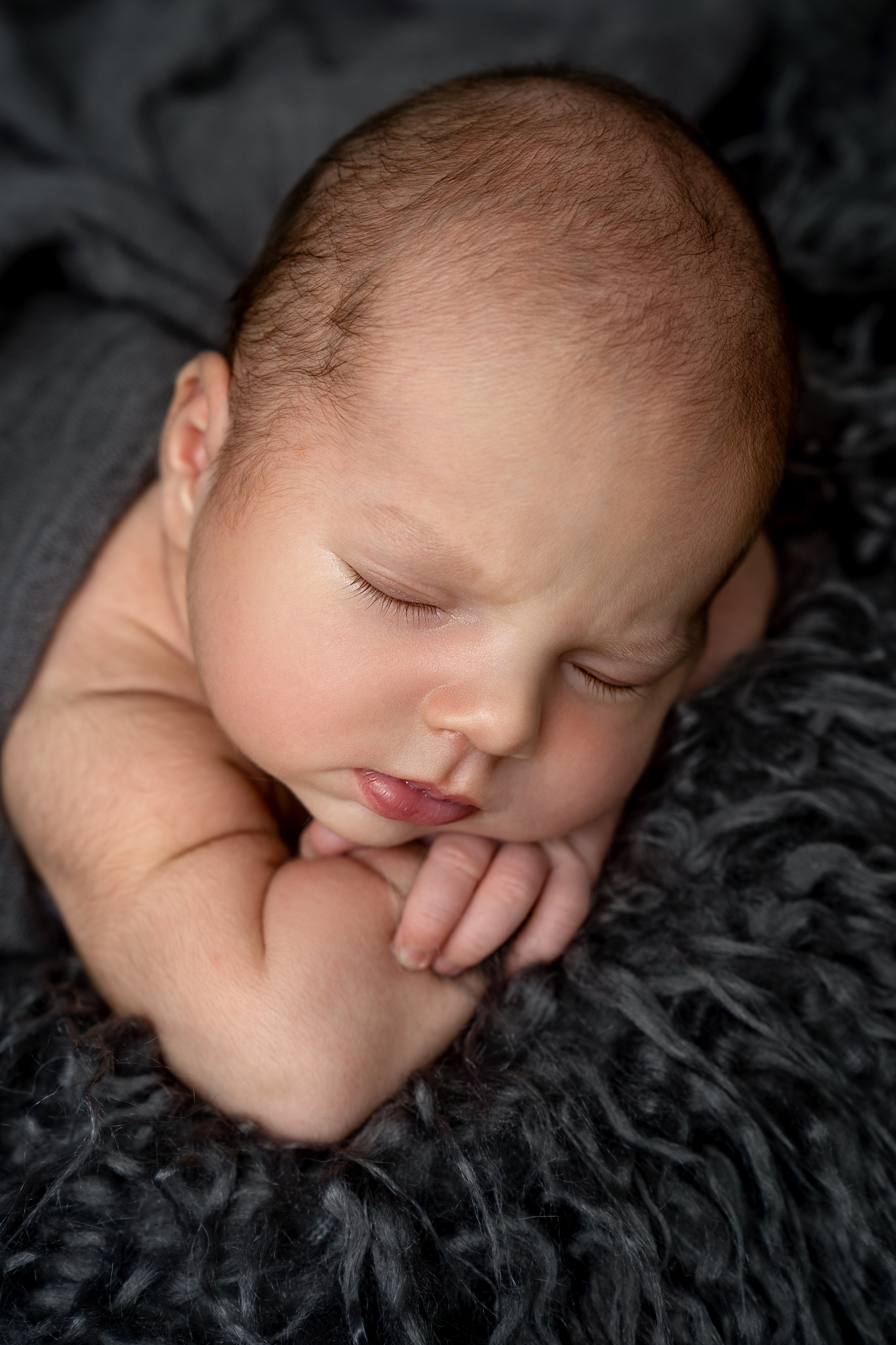 Фотосессия новорожденного (newborn). Фотограф новорожденных, детей до года и беременных в Симферополе