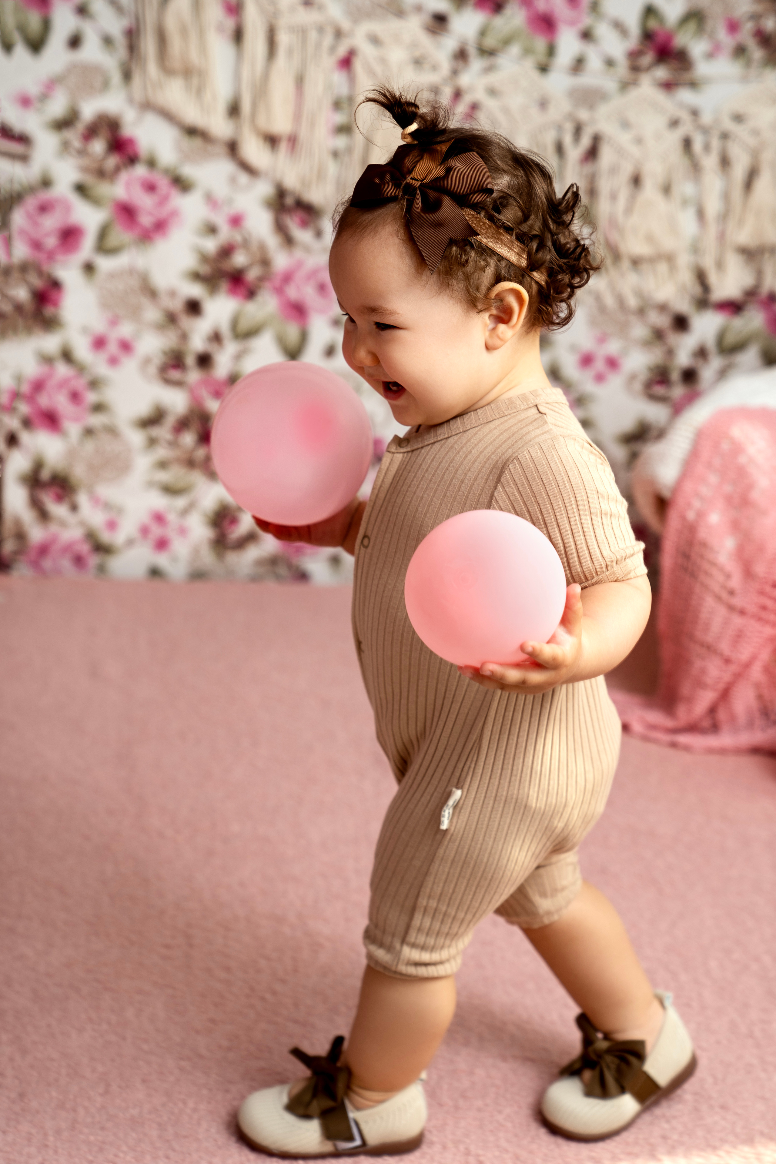 Фотосессия ГОДОВАСИЕ. Фотограф новорожденных, детей до года и беременных в Симферополе