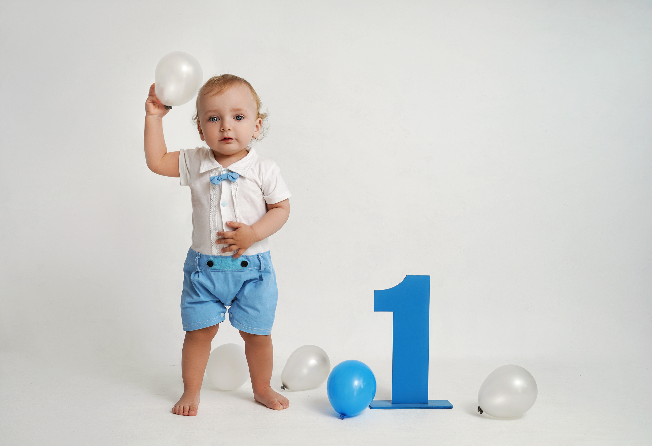 Фотосессия ГОДОВАСИЕ. Фотограф новорожденных, детей до года и беременных в Симферополе