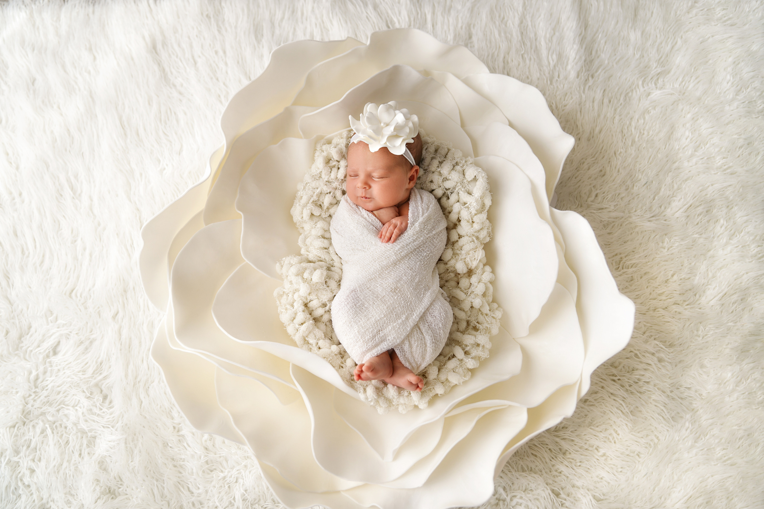 Фотосессия новорожденного (newborn). Фотограф новорожденных, детей до года и беременных в Симферополе