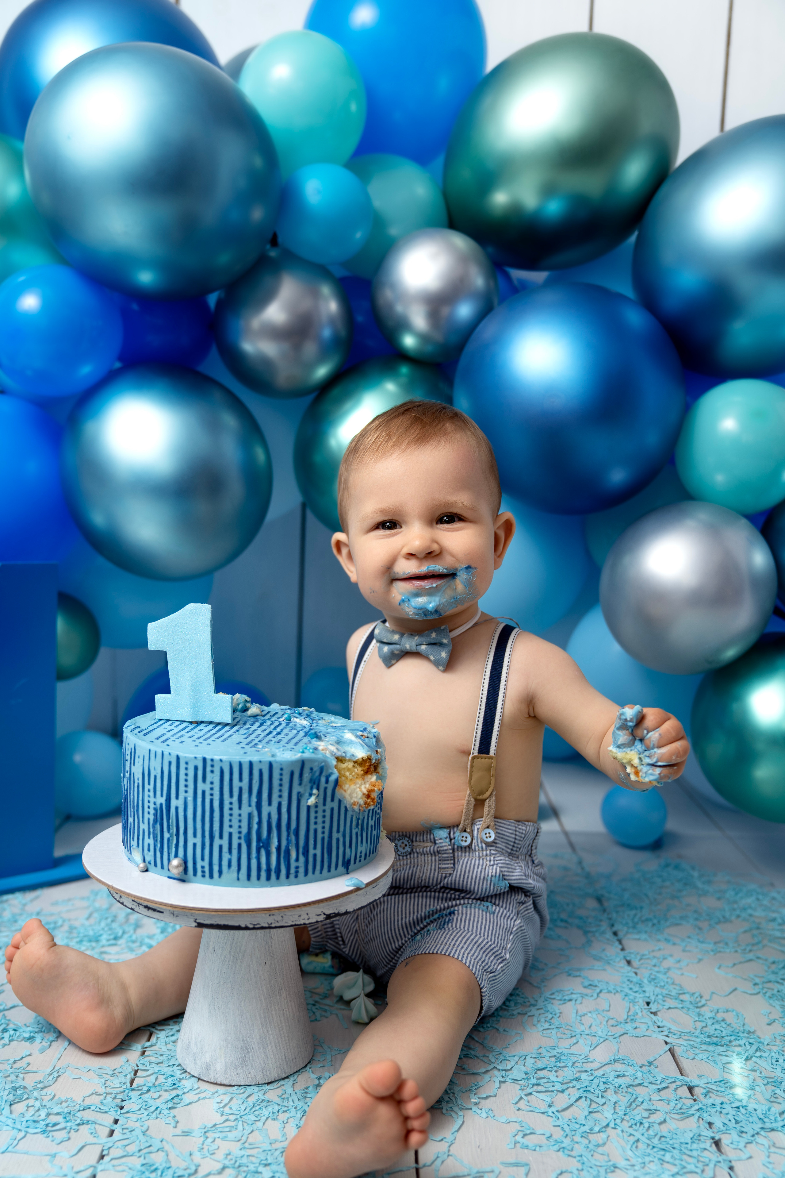 Фотосессия ГОДОВАСИЕ. Фотограф новорожденных, детей до года и беременных в Симферополе