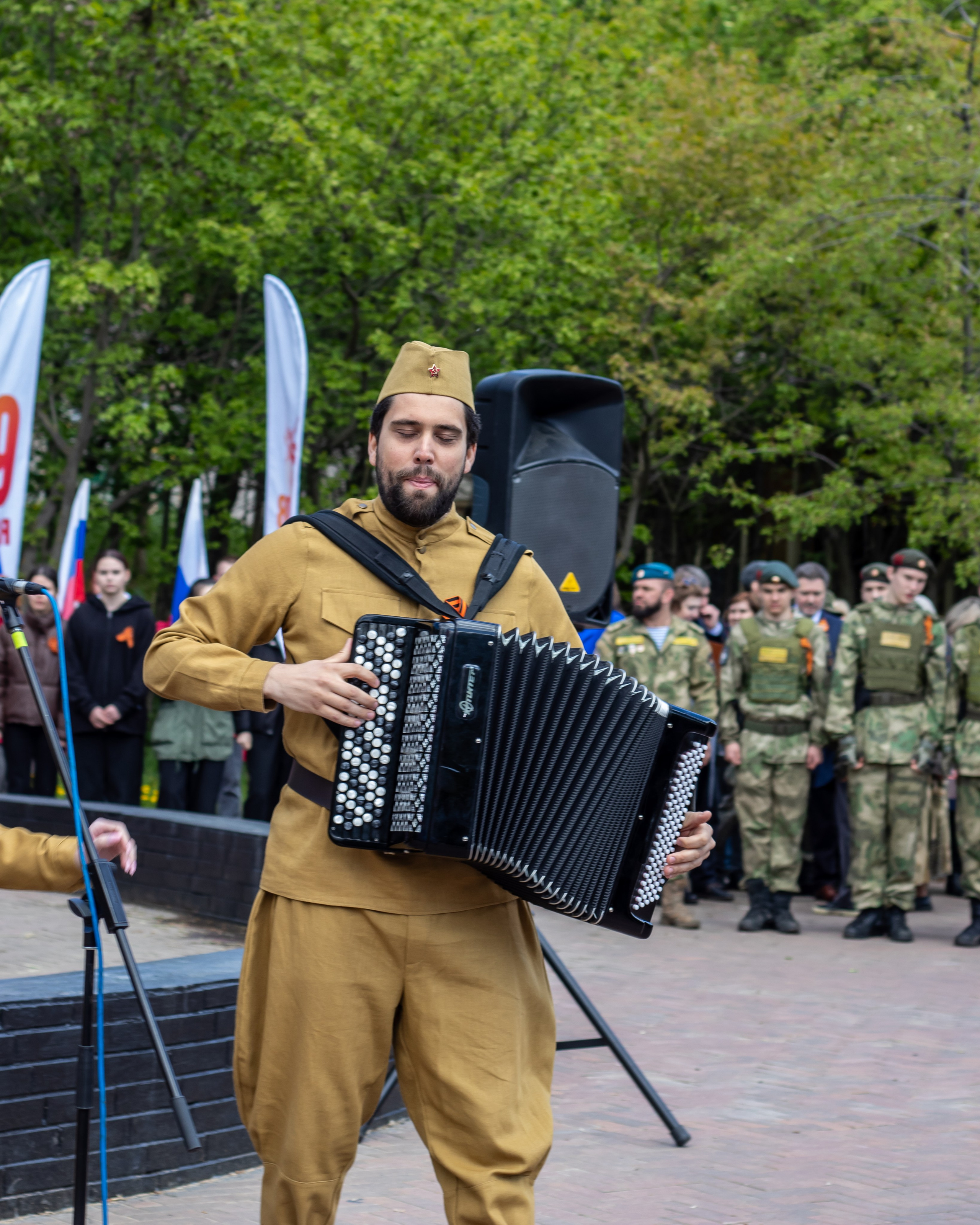 Митинг около памятника фронтовому кинооператору в г.Красногорск воспитанники ВСК Вепрь и Трушкин Евгений Валерьевич