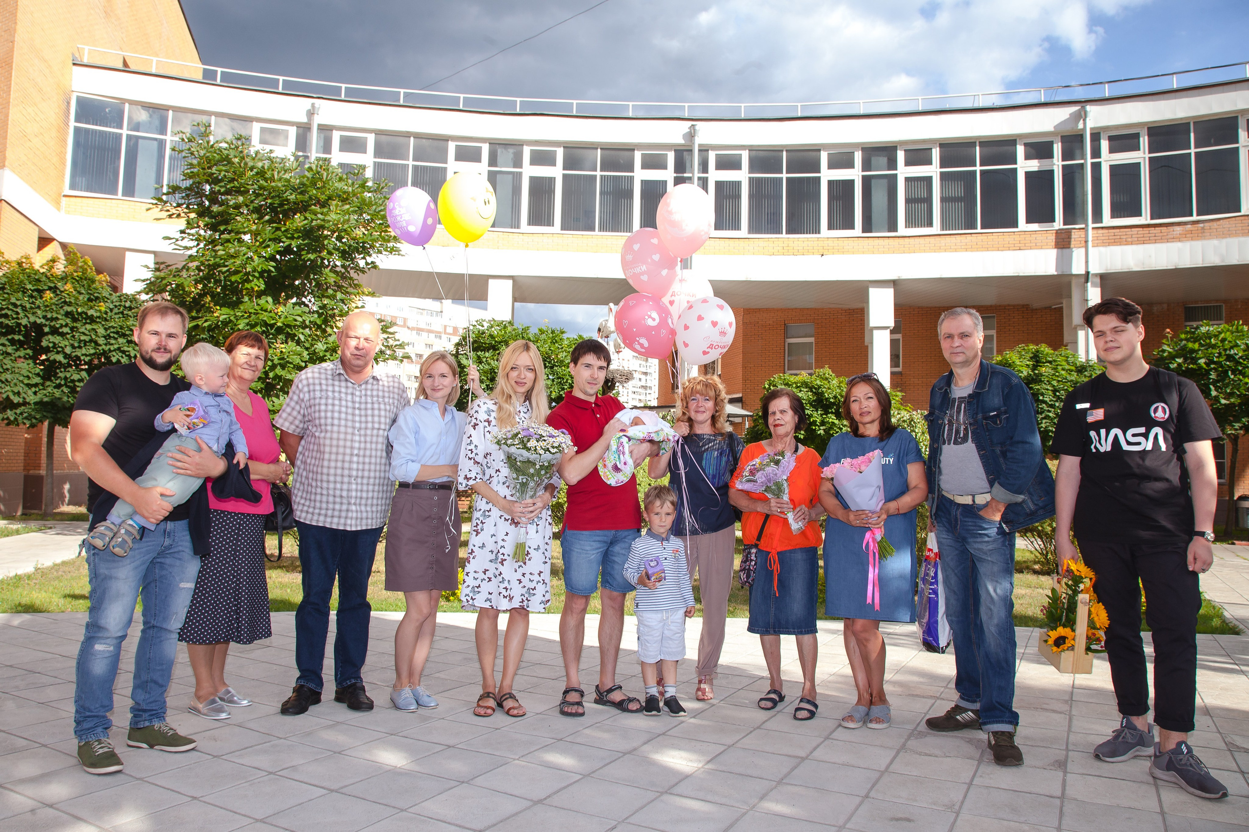 выписка из роддома - зеленоград