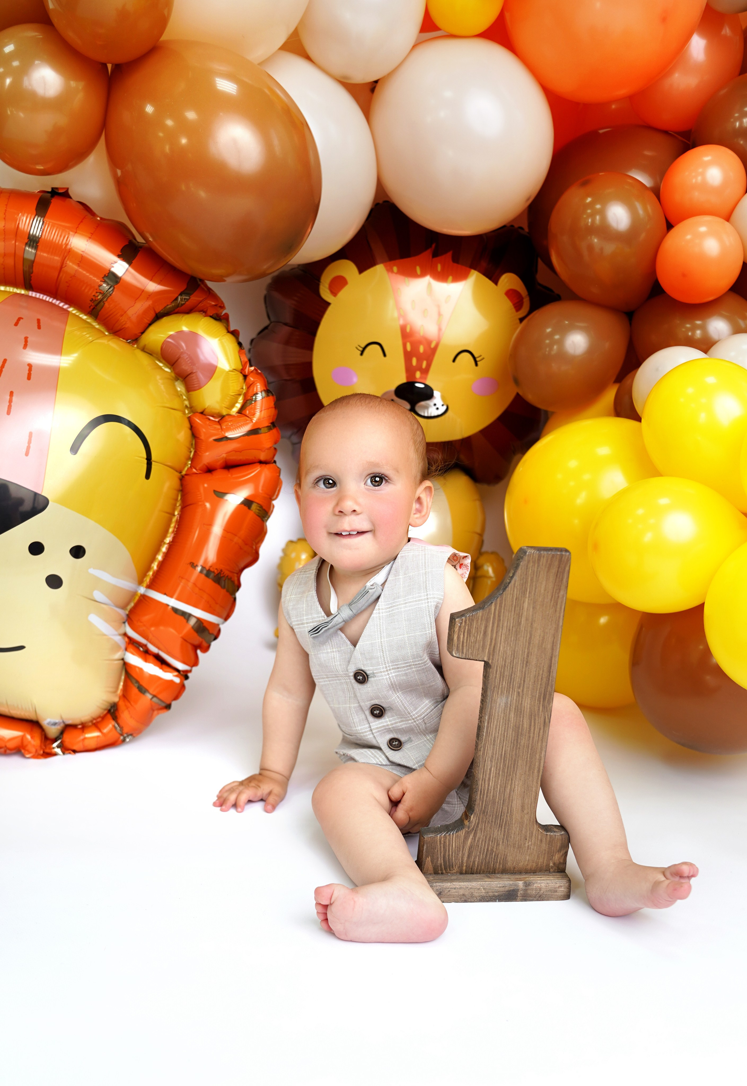 Фотосессия ГОДОВАСИЕ. Фотограф новорожденных, детей до года и беременных в Симферополе