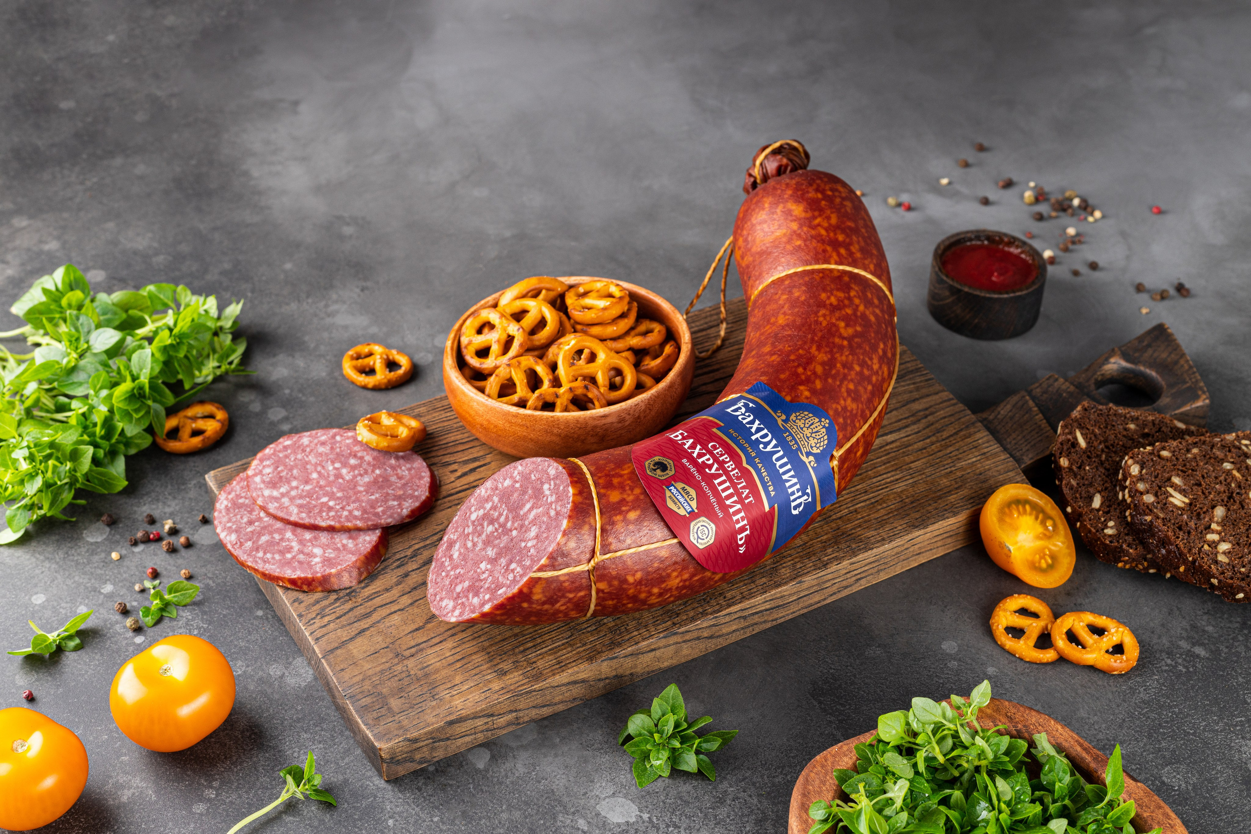 Фуд съемка колбас «БАХРУШИНЪ». Предметный фотограф Москва | Фуд-фотограф в Москве Елизавета Елизарова