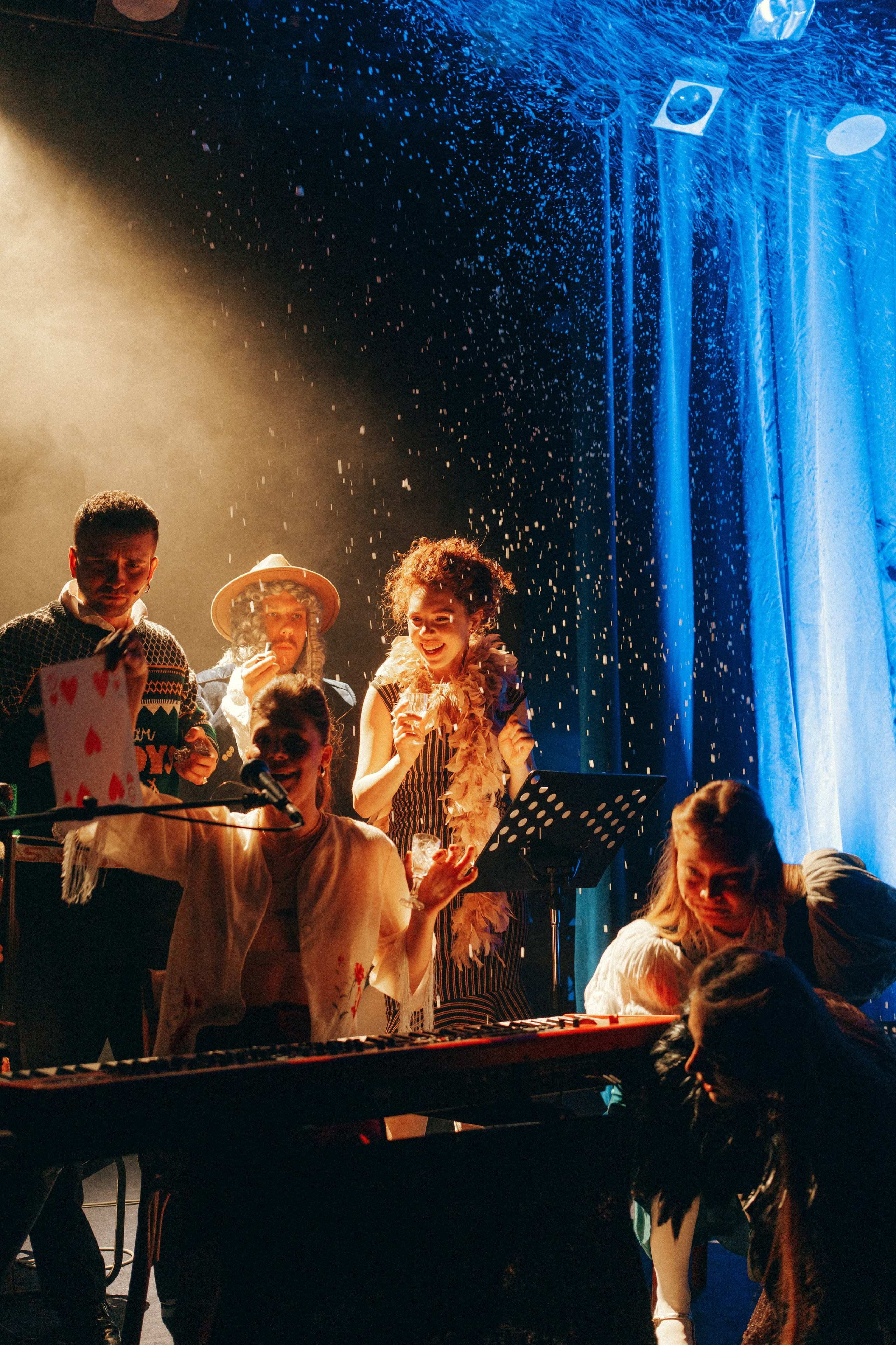 УСЛУГИ. Visual artist Daniil Kontorovich