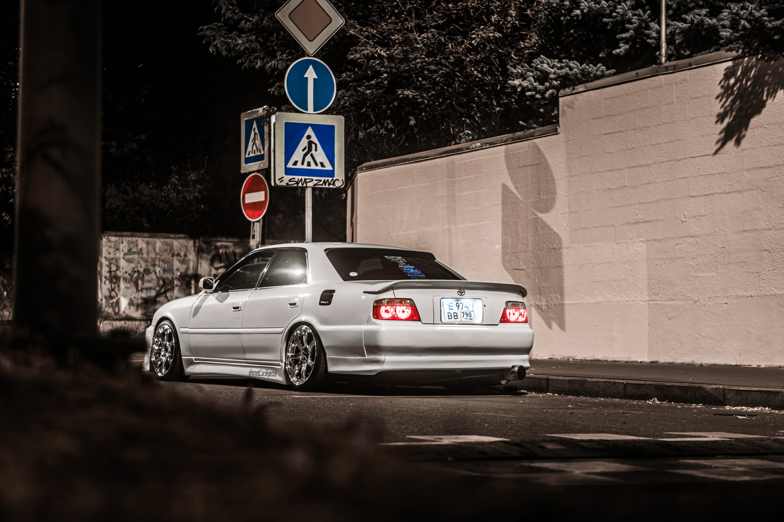 Toyota Chaser JZX100: белая жемчужина