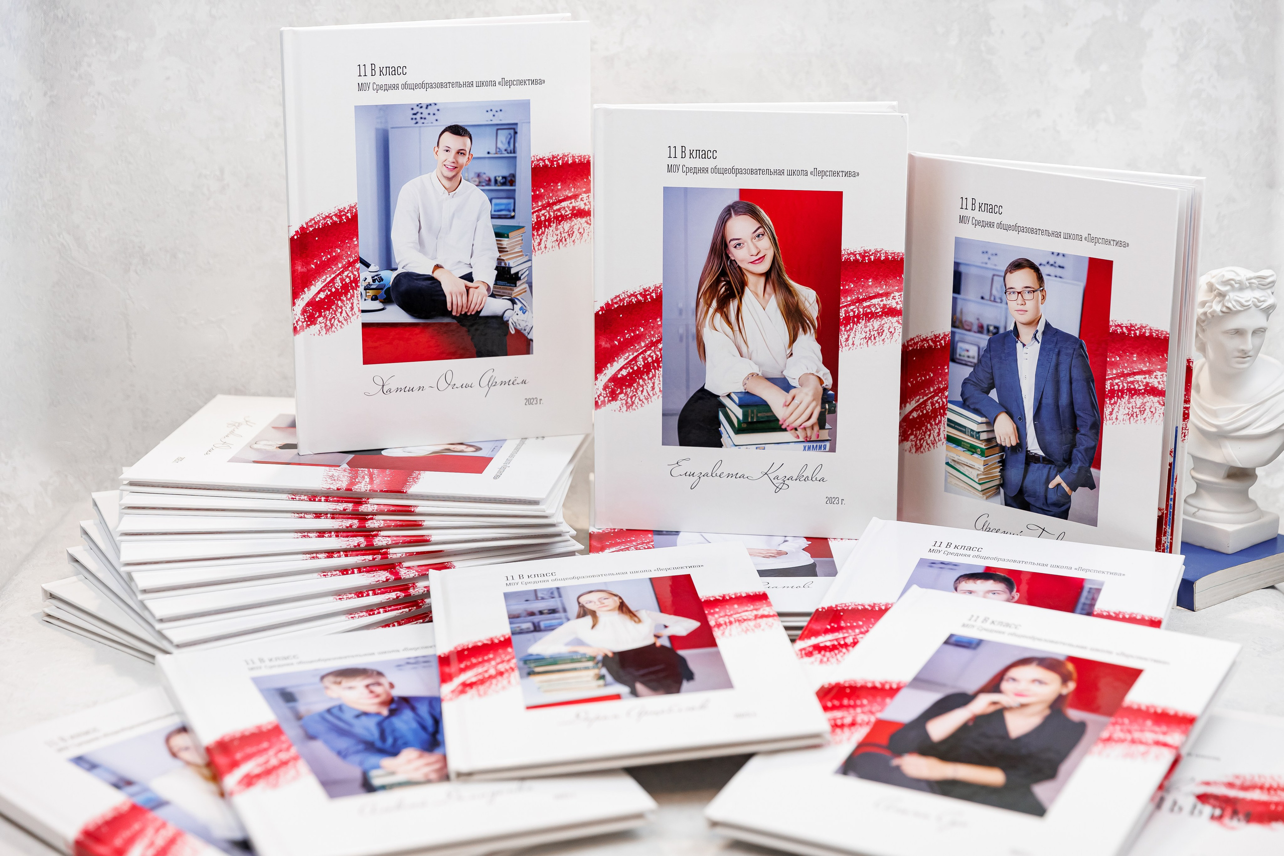 Выпускные альбомы общая информация. Семейный и детский фотограф Комина Елена, Власиха, Одинцово