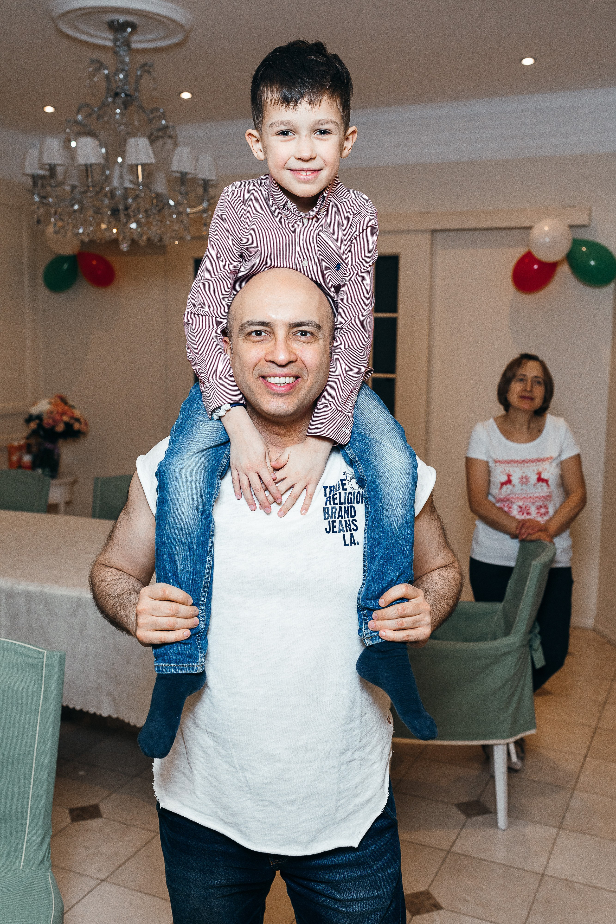 Выездная фотосессия, услуги фотографа с выездом на дом в Москве — цены